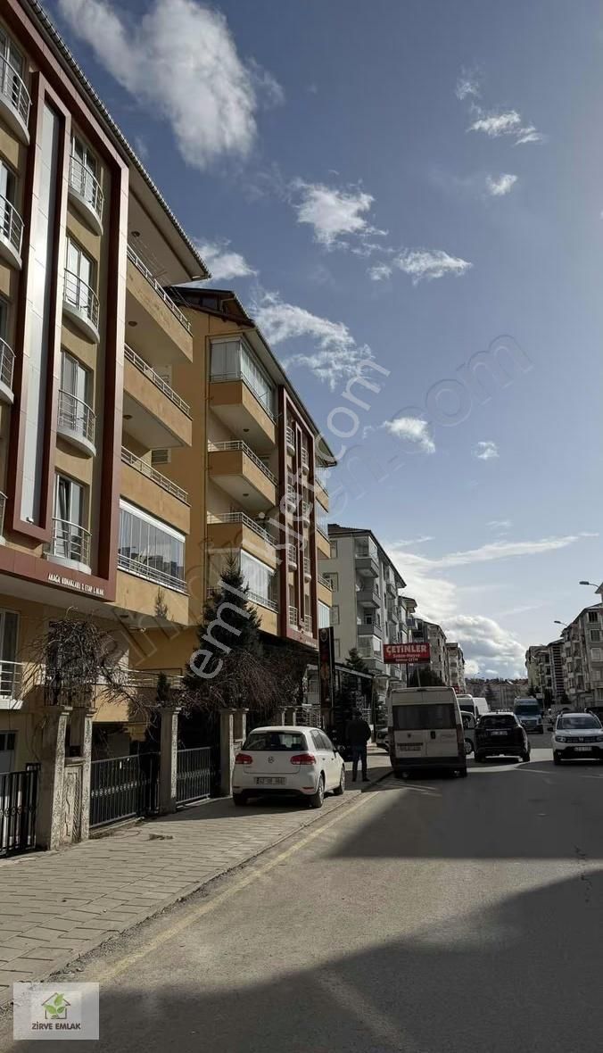 Zirve Emlak Kiralıyor Yarenler 3+1 175m2 4.kat Cadde Üzeri Daire - Görsel 3
