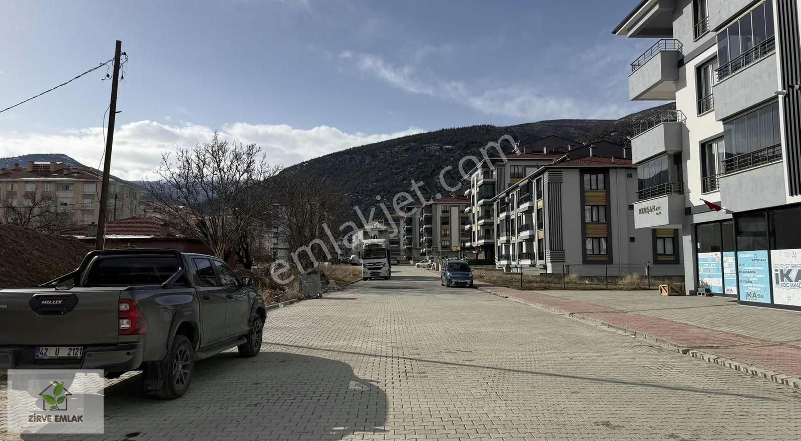 Zirve Emlak Satıyorr Yarenlerde 3+1 160 M2 Sıfır Lüx Daireler - Görsel 8