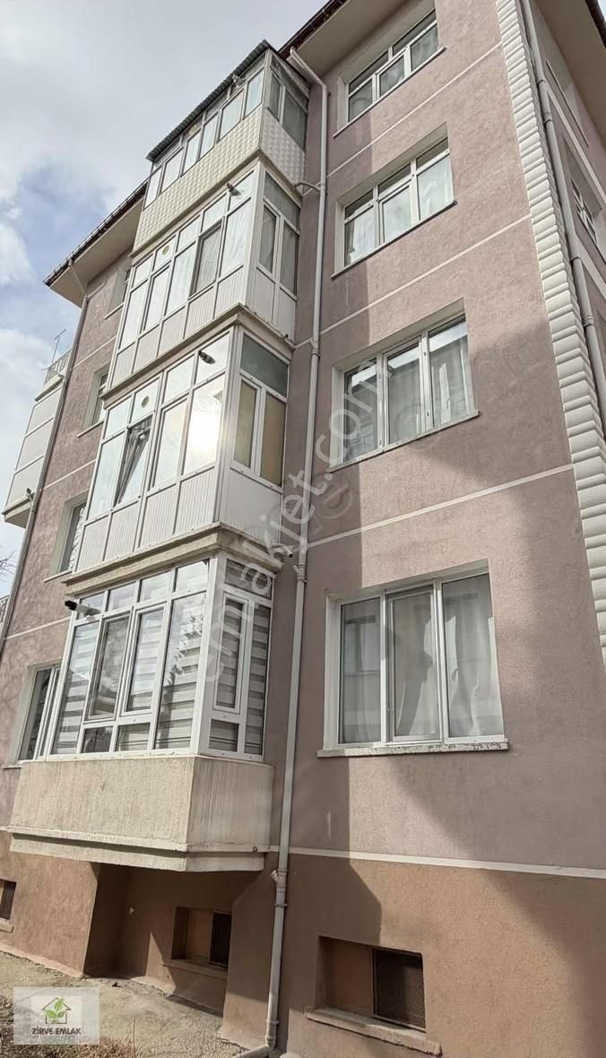 Zirve Emlak Kiralıyorr Yarenlerde 2+1 130m2 Kombili Daire - Görsel 4