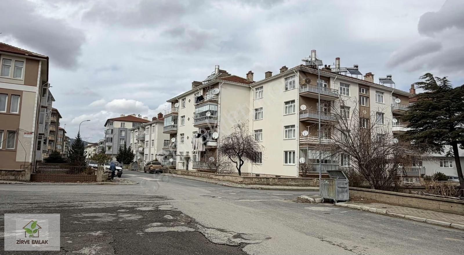 Zirve Emlak Kiralıyorr Yarenlerde 2+1 130m2 Kombili Daire - Görsel 14