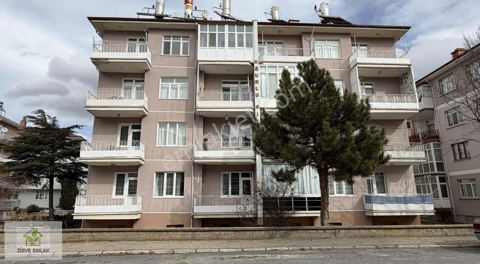 Zirve Emlak Kiralıyorr Yarenlerde 2+1 130m2 Kombili Daire - Görsel 6