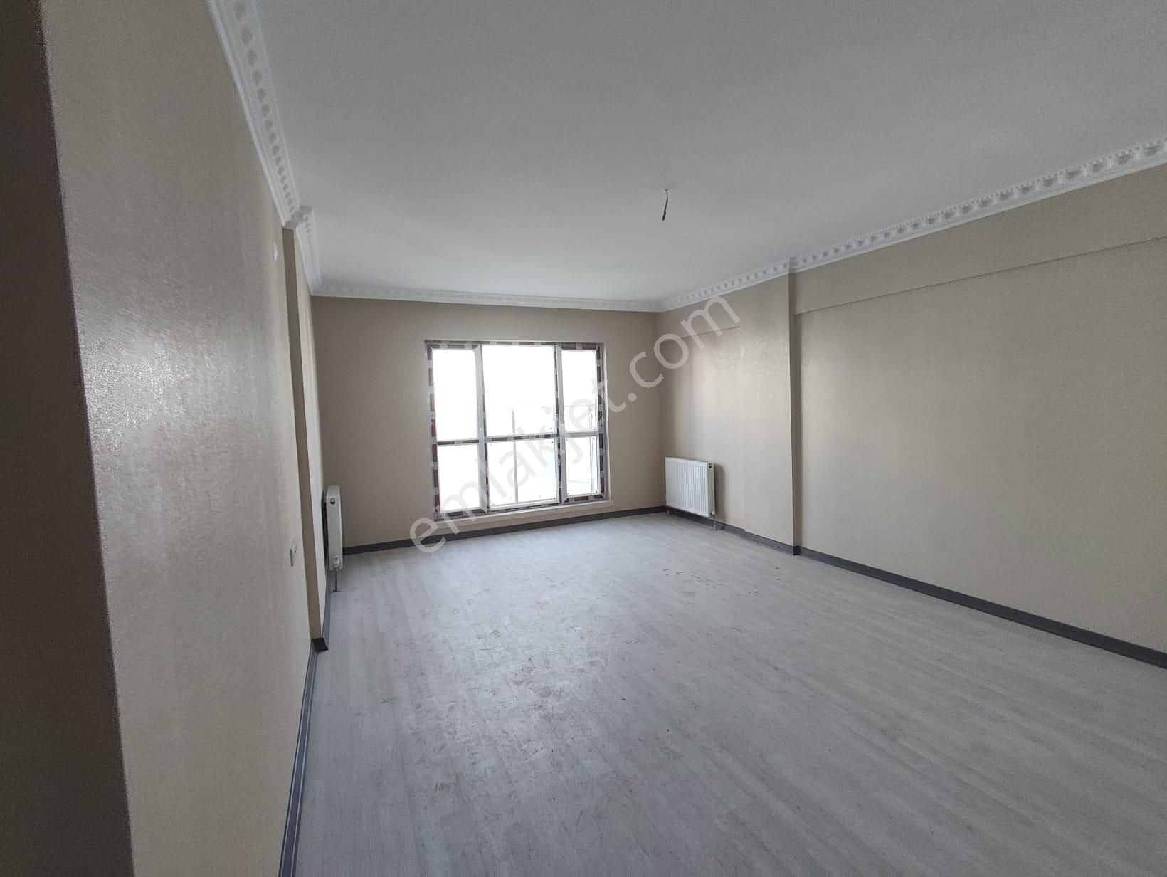 Yılmaz Gayrimenkulden 150 Metre Kare Cadde Uzerı Geniş Kacırılmayacak 3+1 Fırsat Dairesi - Görsel 34