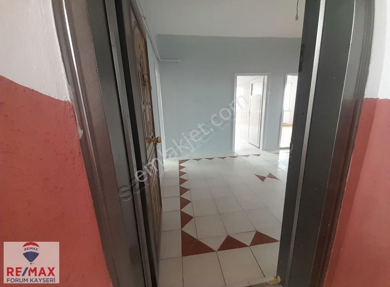 Hacılarda Kiralık 3+1 Daire - Görsel 3