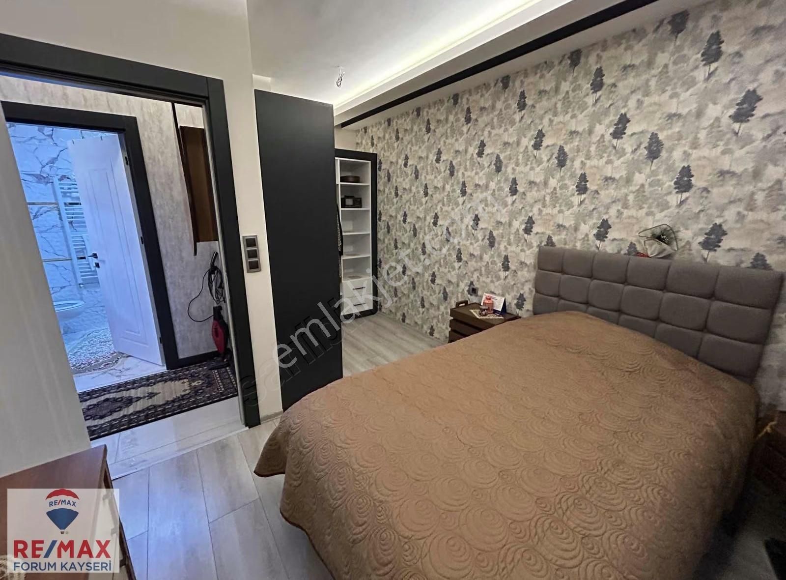 Bozantı Caddesi Üzerinde Sıfır Ayarında 2+1 Satılık Lüx Daire - Görsel 24