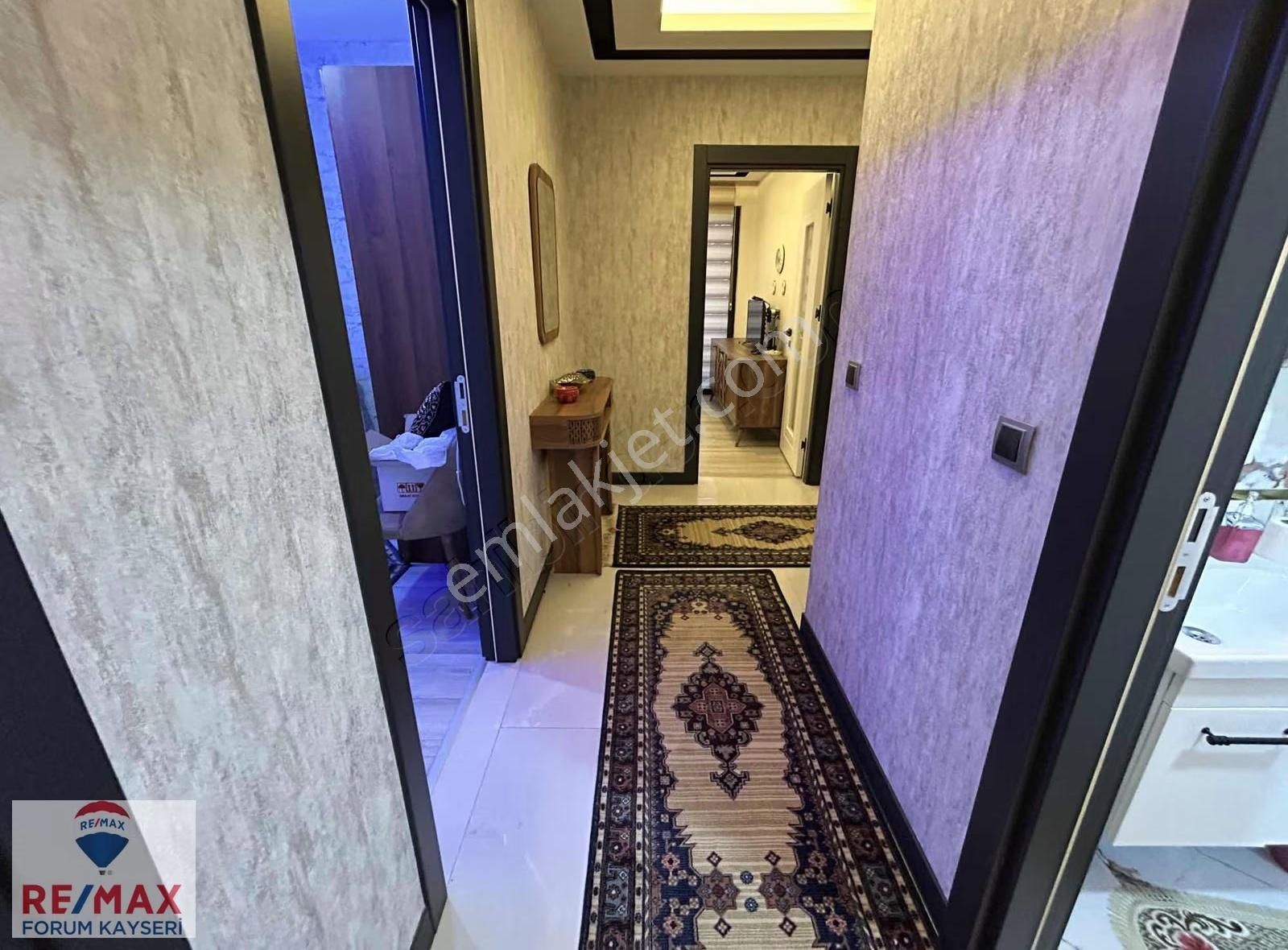 Bozantı Caddesi Üzerinde Sıfır Ayarında 2+1 Satılık Lüx Daire - Görsel 8