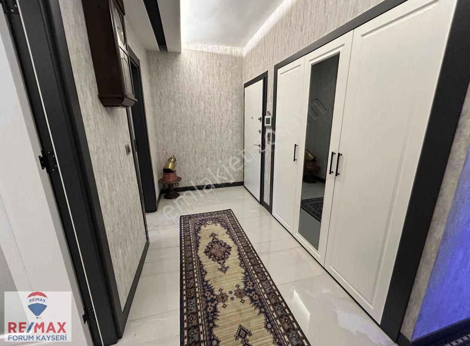 Bozantı Caddesi Üzerinde Sıfır Ayarında 2+1 Satılık Lüx Daire - Görsel 17