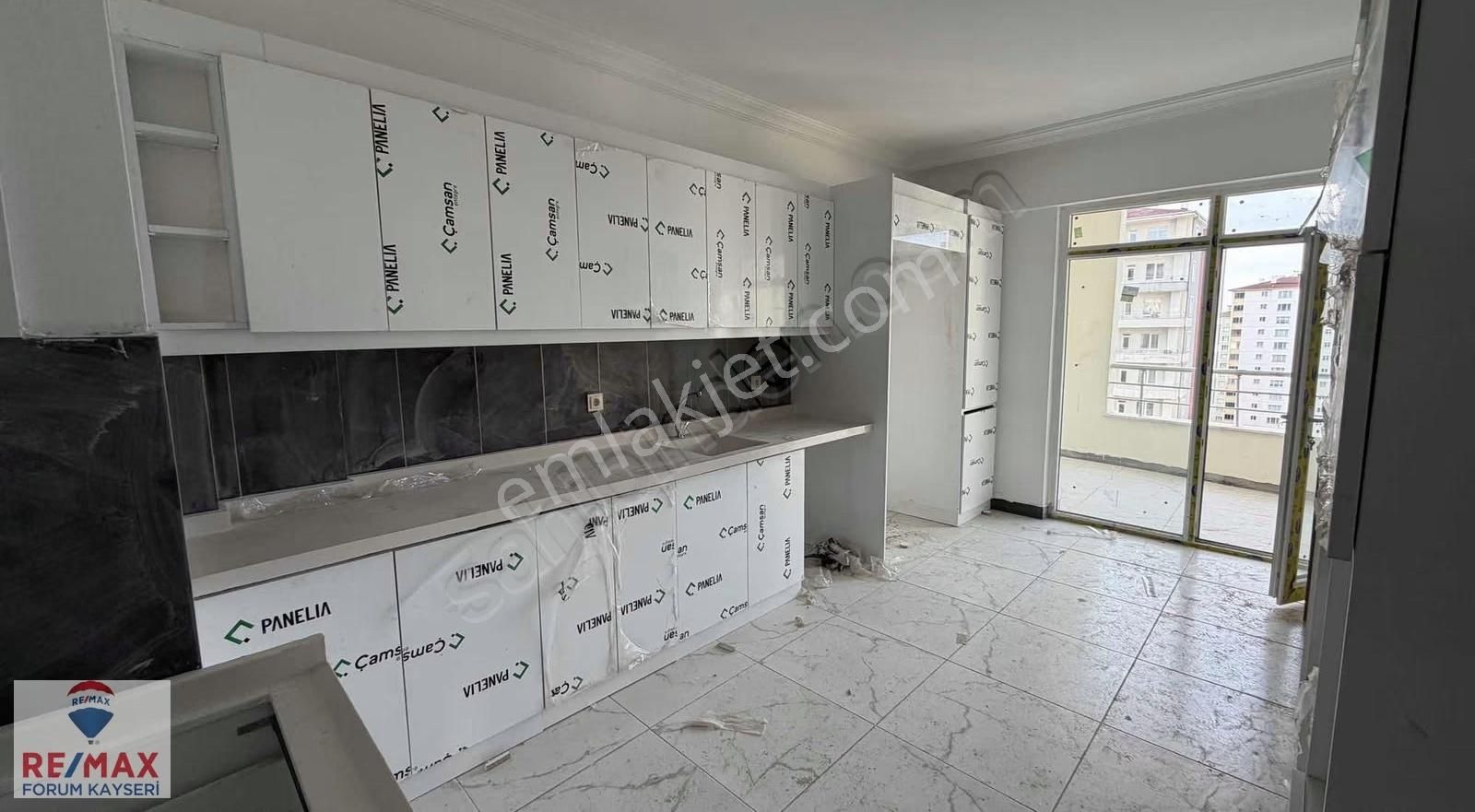 Papatya Caddesinde Satılık Sıfır 3+1 Daire - Görsel 6