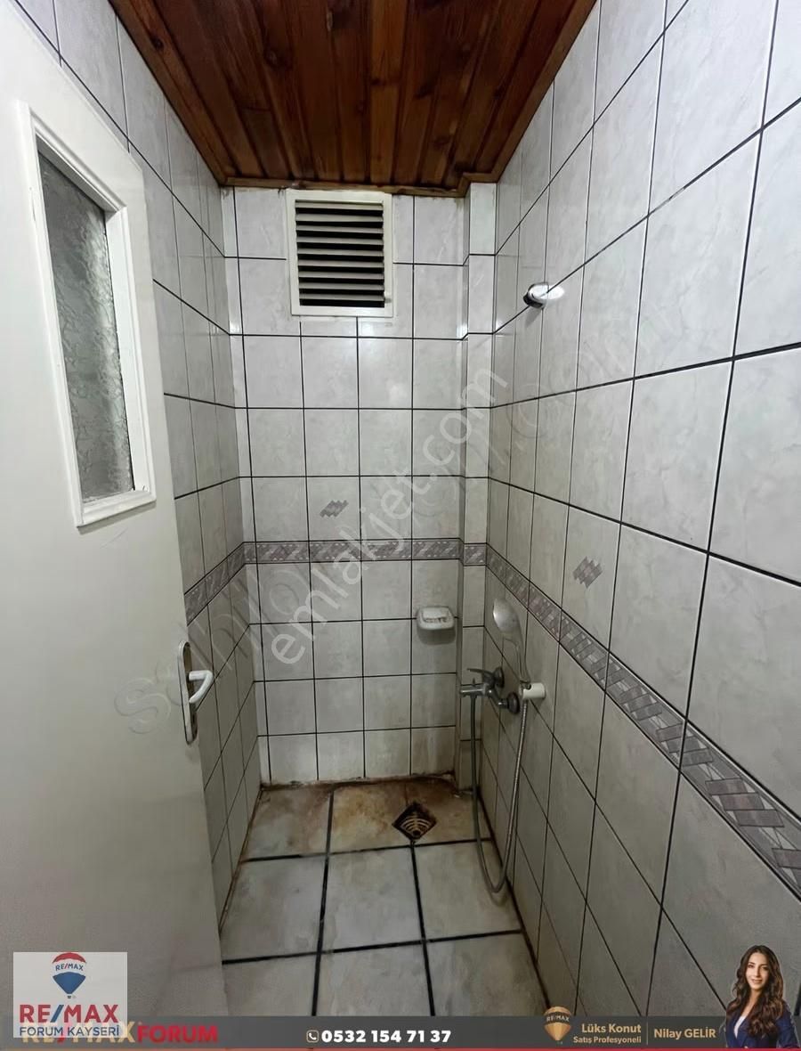 Gültepe Mahallesi Mustafa Şimşek Caddesi 4+1 Kiralık Daire - Görsel 12