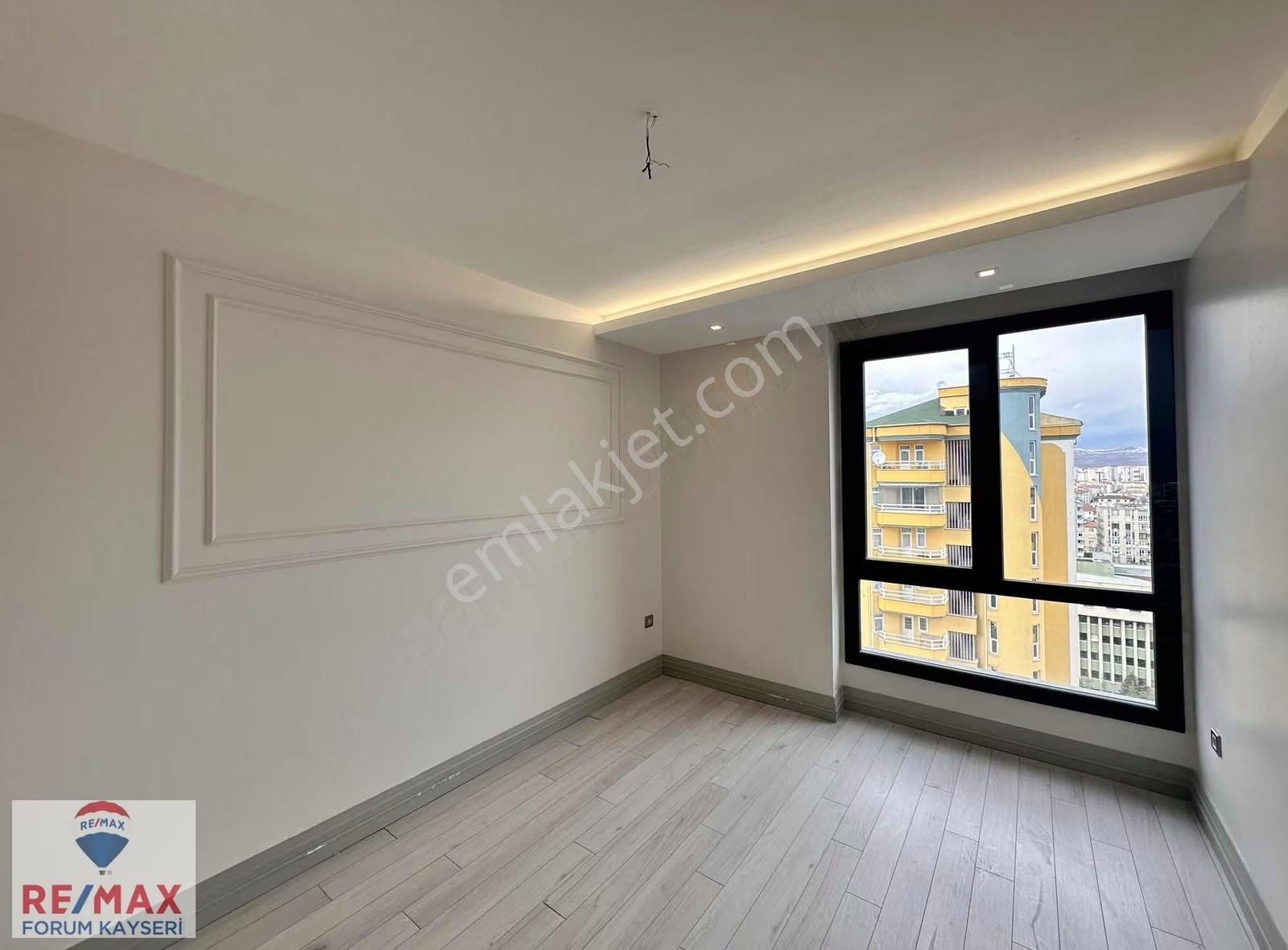 Alpaslan Mah Erkut Time Satılık Ultra Lüks Daire - Görsel 14