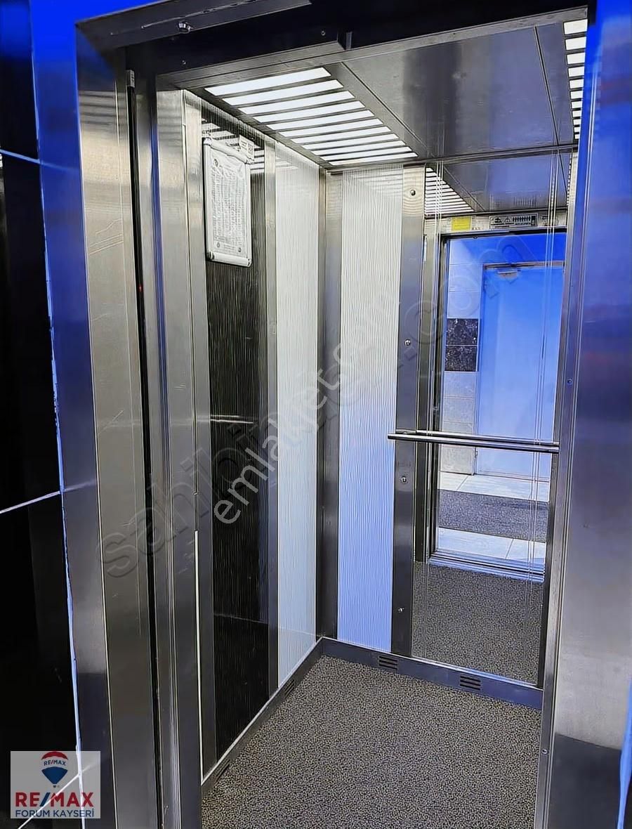 Talas Mevlana Mahallesinde Satılık 3+1 Daire - Görsel 3