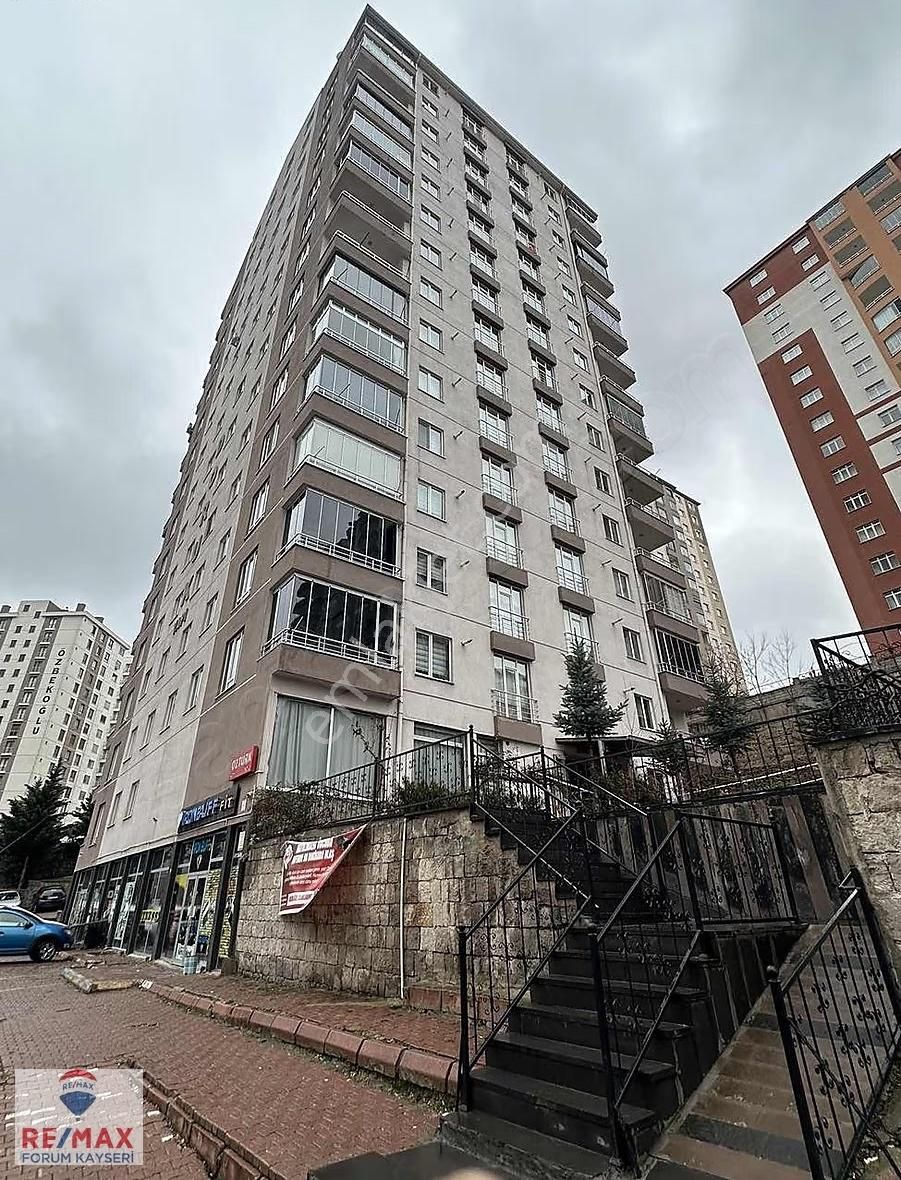 Talas Mevlana Mahallesinde Satılık 3+1 Daire