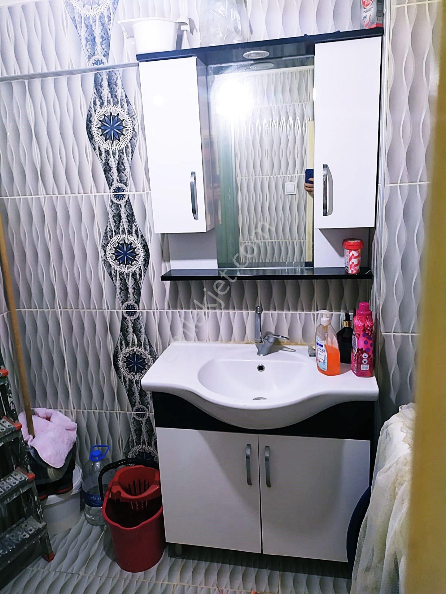 Cihandan Demetevler De Hastane Metro Yakını Satlık 2+1 Daire - Görsel 9