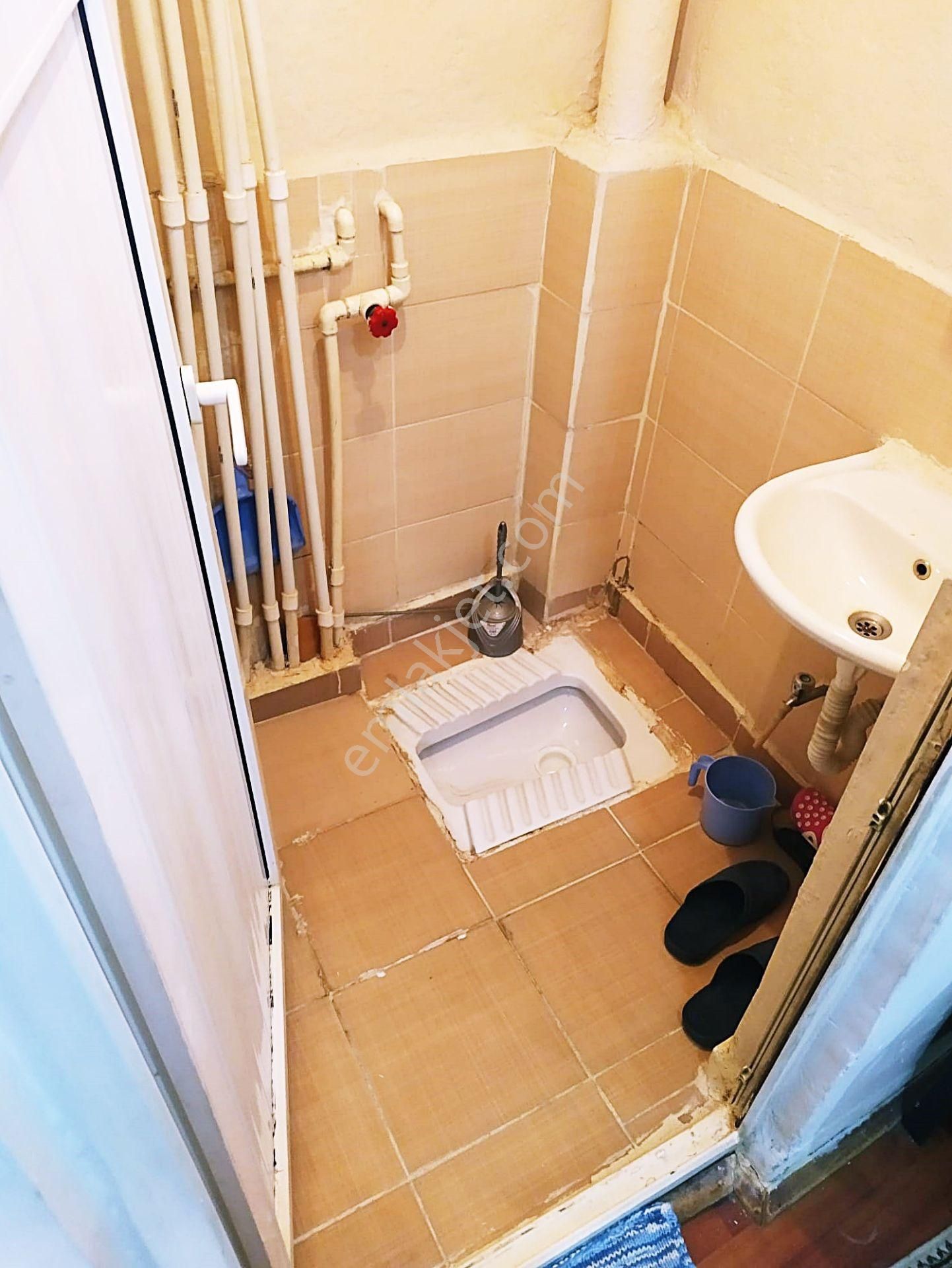 Cihandan Demetevler De Hastane Metro Yakını Satlık 2+1 Daire - Görsel 10