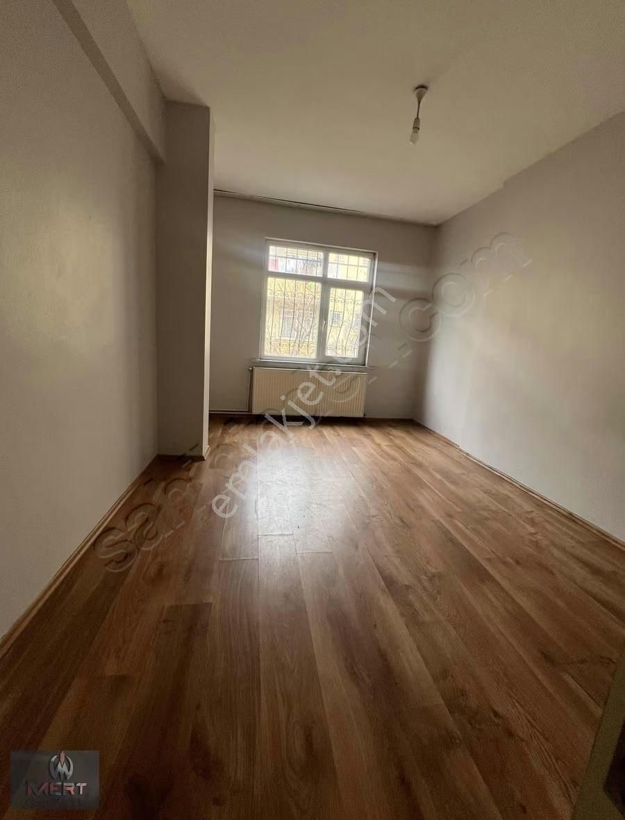 Safa Mah. Kiralık Geniş 3+1 Ara Kat Daire - Görsel 6