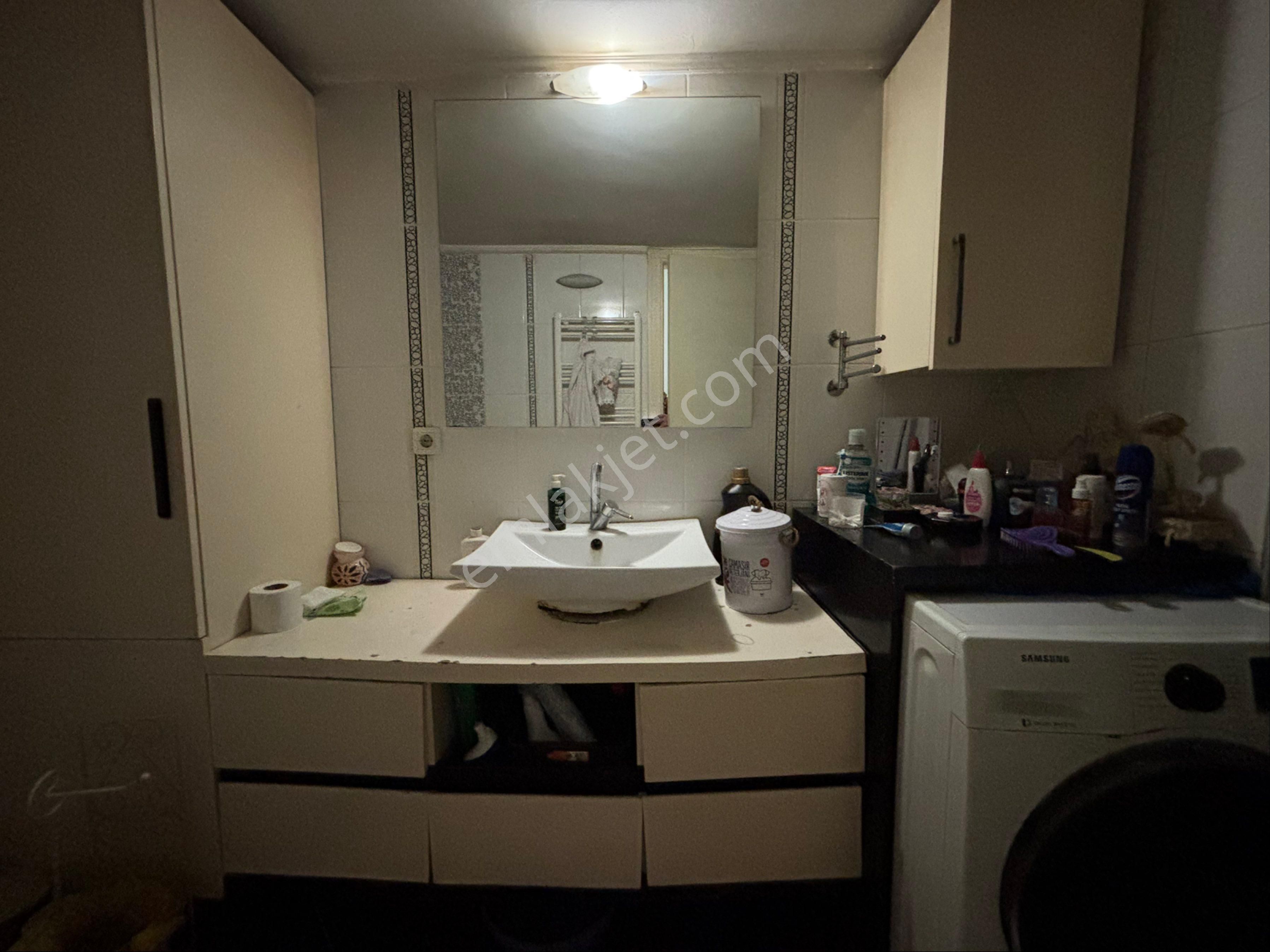 Asilden Göztepe,mithatpaşa Pareleli Satılık 3+1 - Görsel 14