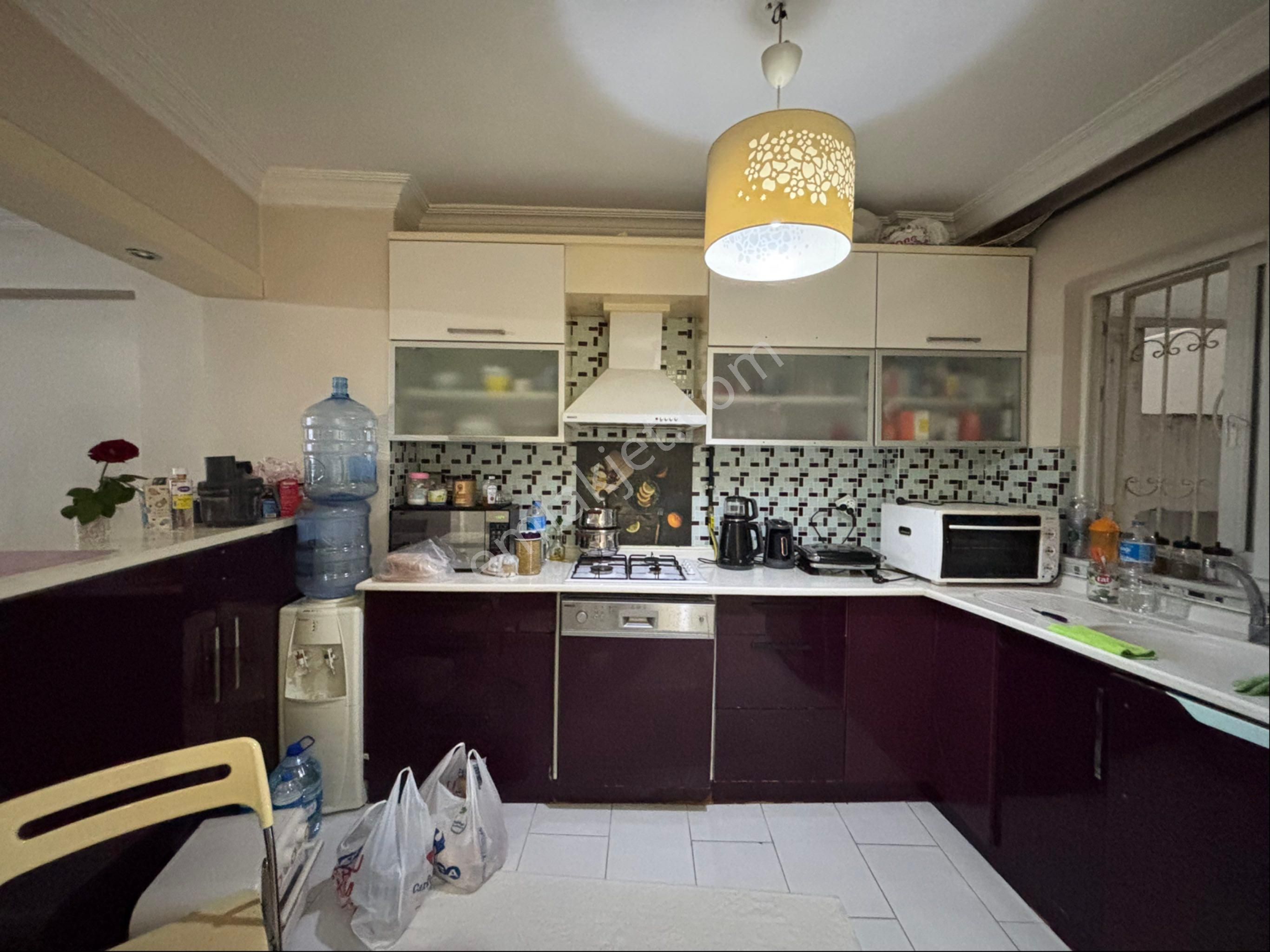 Asilden Göztepe,mithatpaşa Pareleli Satılık 3+1 - Görsel 10