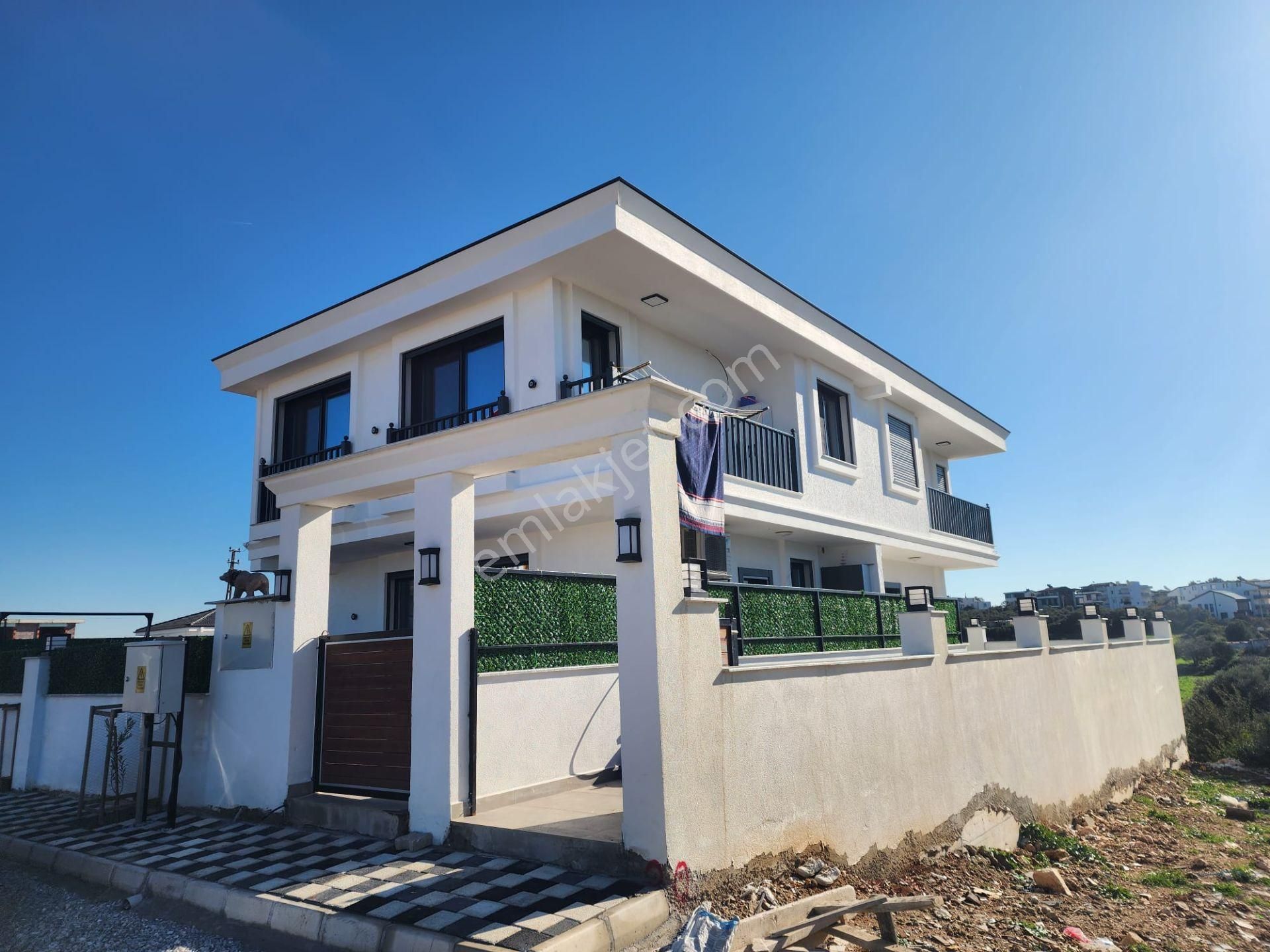 Didim Hisar Mahallesi’nde Satılık Müstakil Havuzlu Villa Fiyat:9.980.000tl