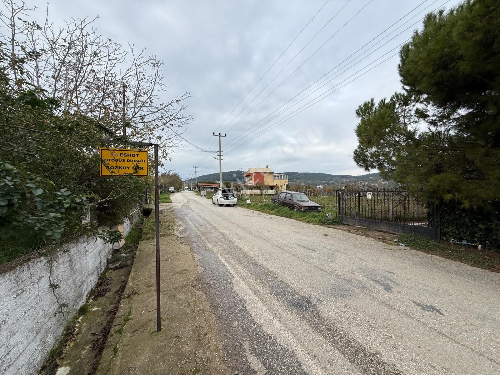 İzmir Torbalı Bozköy'de Köy İçi Asfalt Yola Cepheli 2250m2 Kuyusu Olan Satılık Bağ Bahçe Zeytinlik - Görsel 6