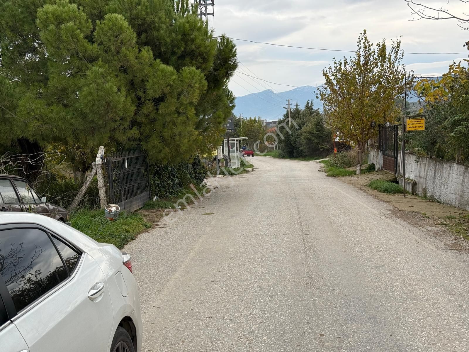 İzmir Torbalı Bozköy'de Köy İçi Asfalt Yola Cepheli 2250m2 Kuyusu Olan Satılık Bağ Bahçe Zeytinlik - Görsel 24