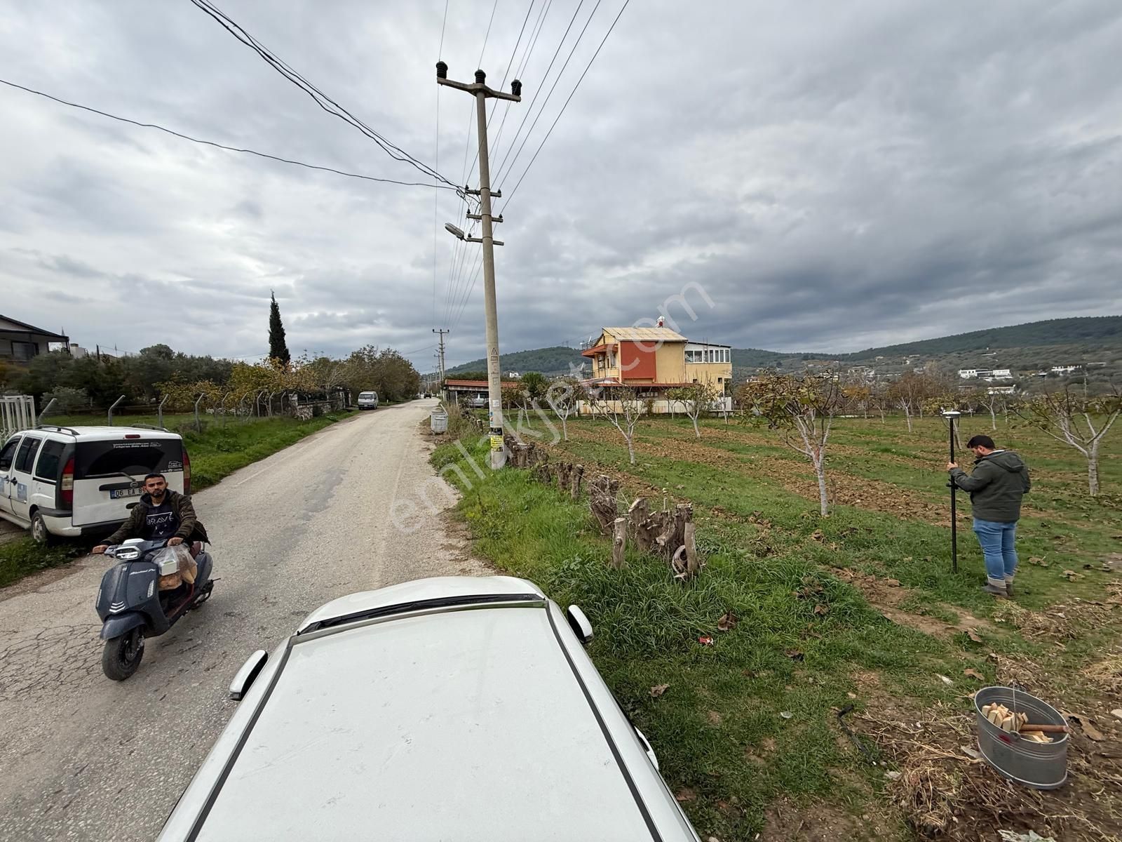 İzmir Torbalı Bozköy'de Köy İçi Asfalt Yola Cepheli 2250m2 Kuyusu Olan Satılık Bağ Bahçe Zeytinlik - Görsel 27