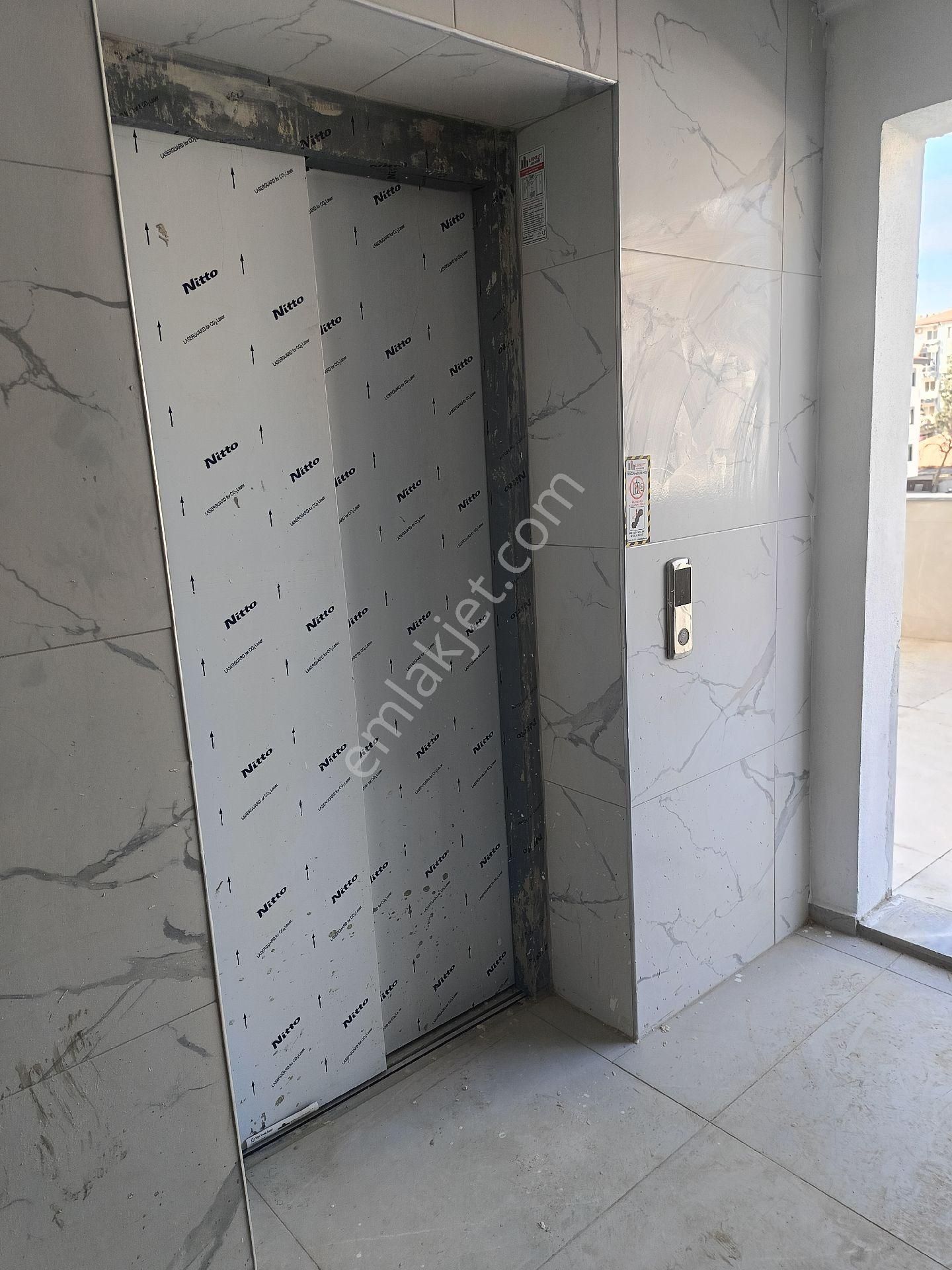 V Karşıyaka Mah Acil 2+1 Katta - Görsel 2