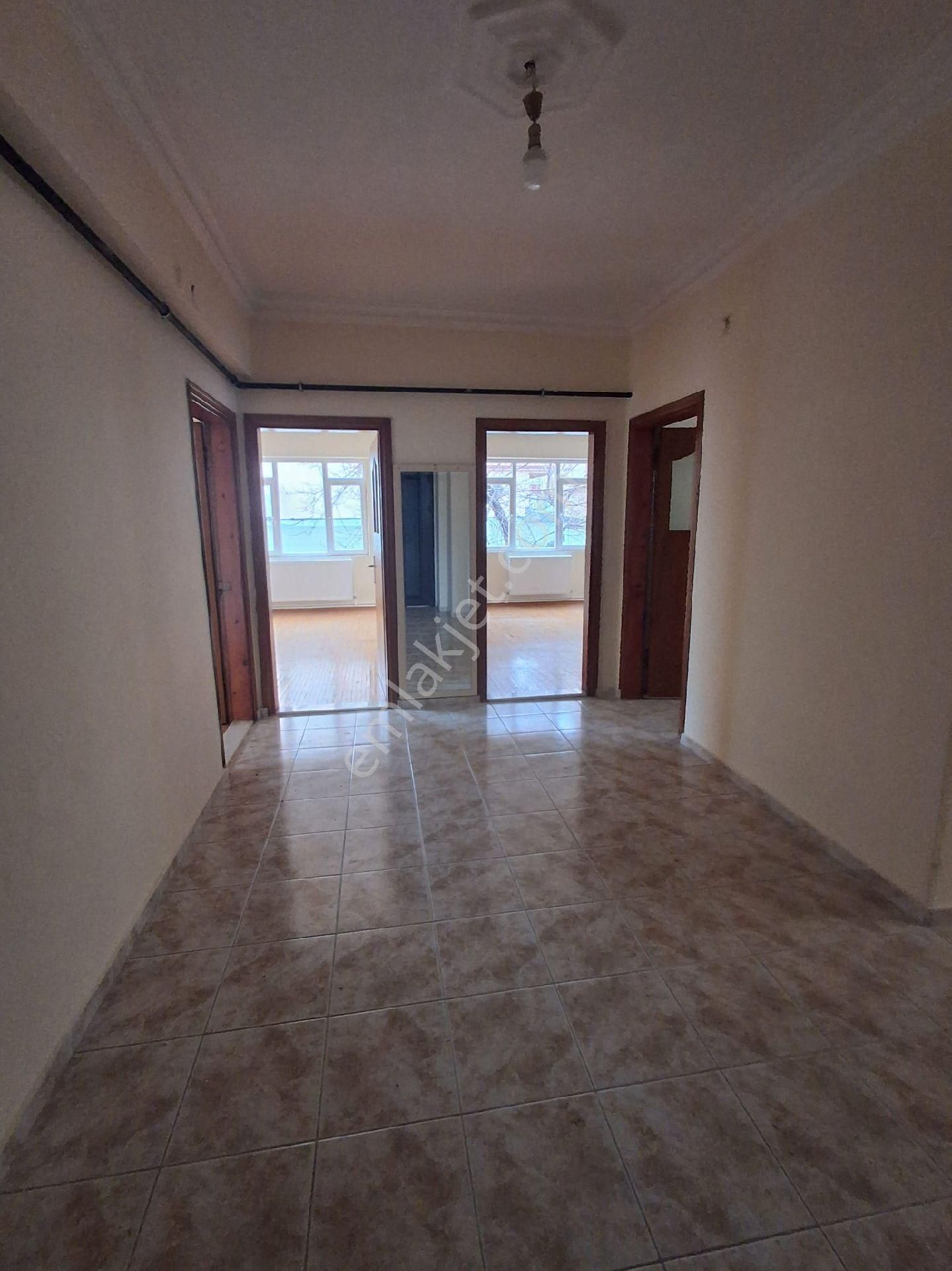 Kuzeyyaka Mahallesi 3+1 Kiralık Daire - Görsel 6