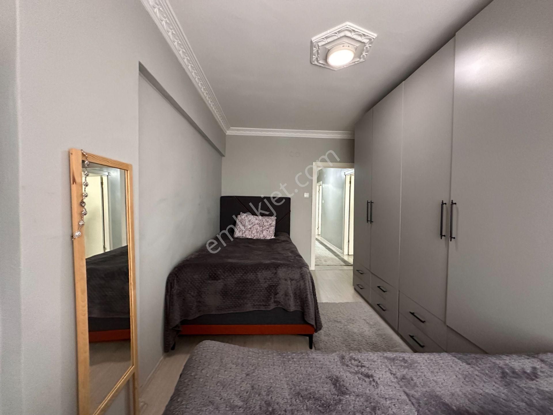 Pursaklar Mehmet Zengin Emlak'tan Asansörlü Ful Yapılı 3.kat 3+1 Daire - Görsel 11