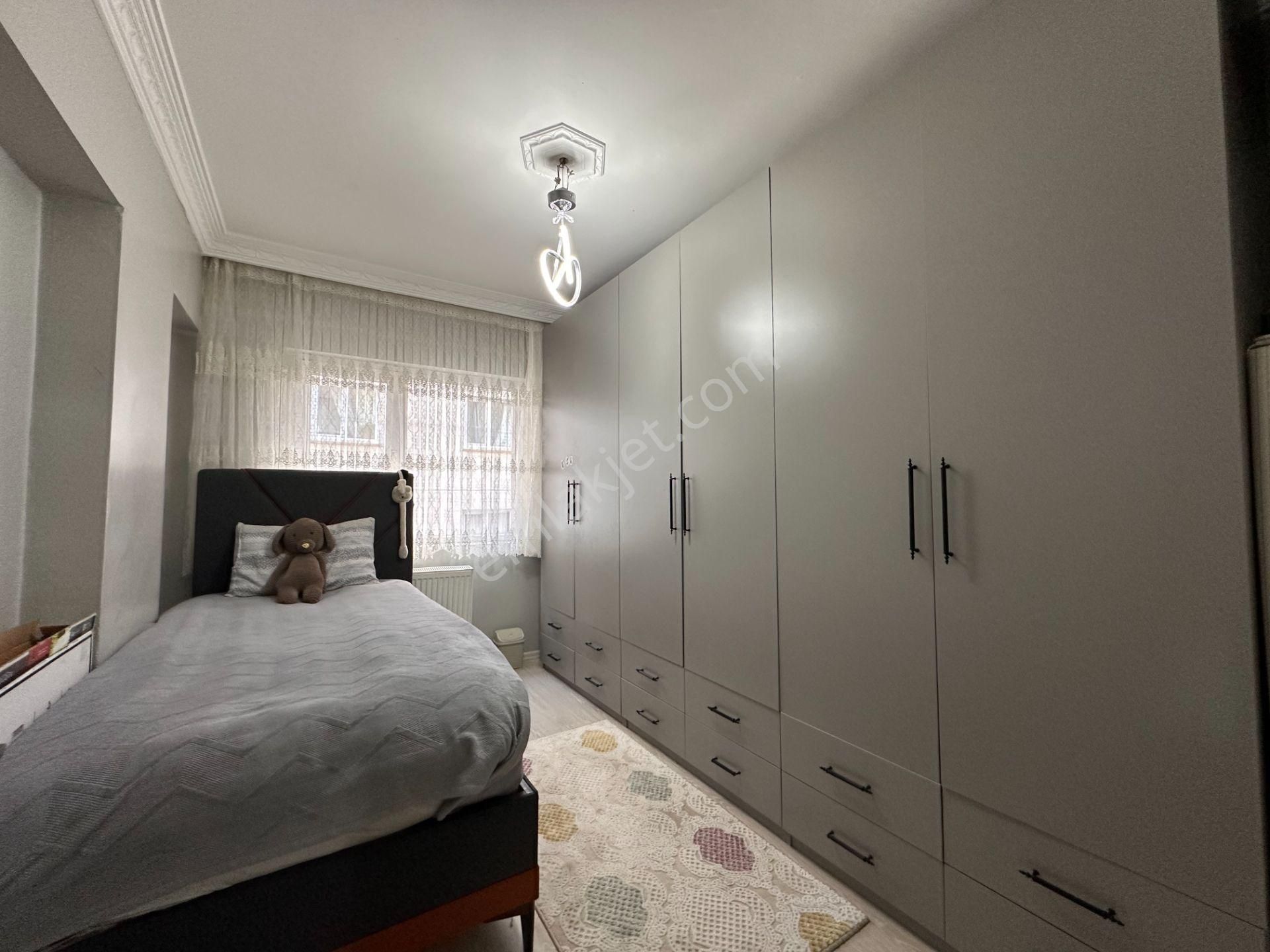 Pursaklar Mehmet Zengin Emlak'tan Asansörlü Ful Yapılı 3.kat 3+1 Daire - Görsel 13