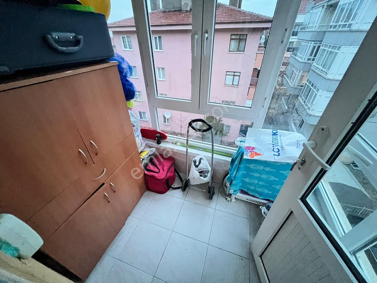 Atanora Vadiden Kabil Caddesi Yakını Ara Kat Ön Cephe 3 Cepheli 2 Banyolu 3+1 - Görsel 19