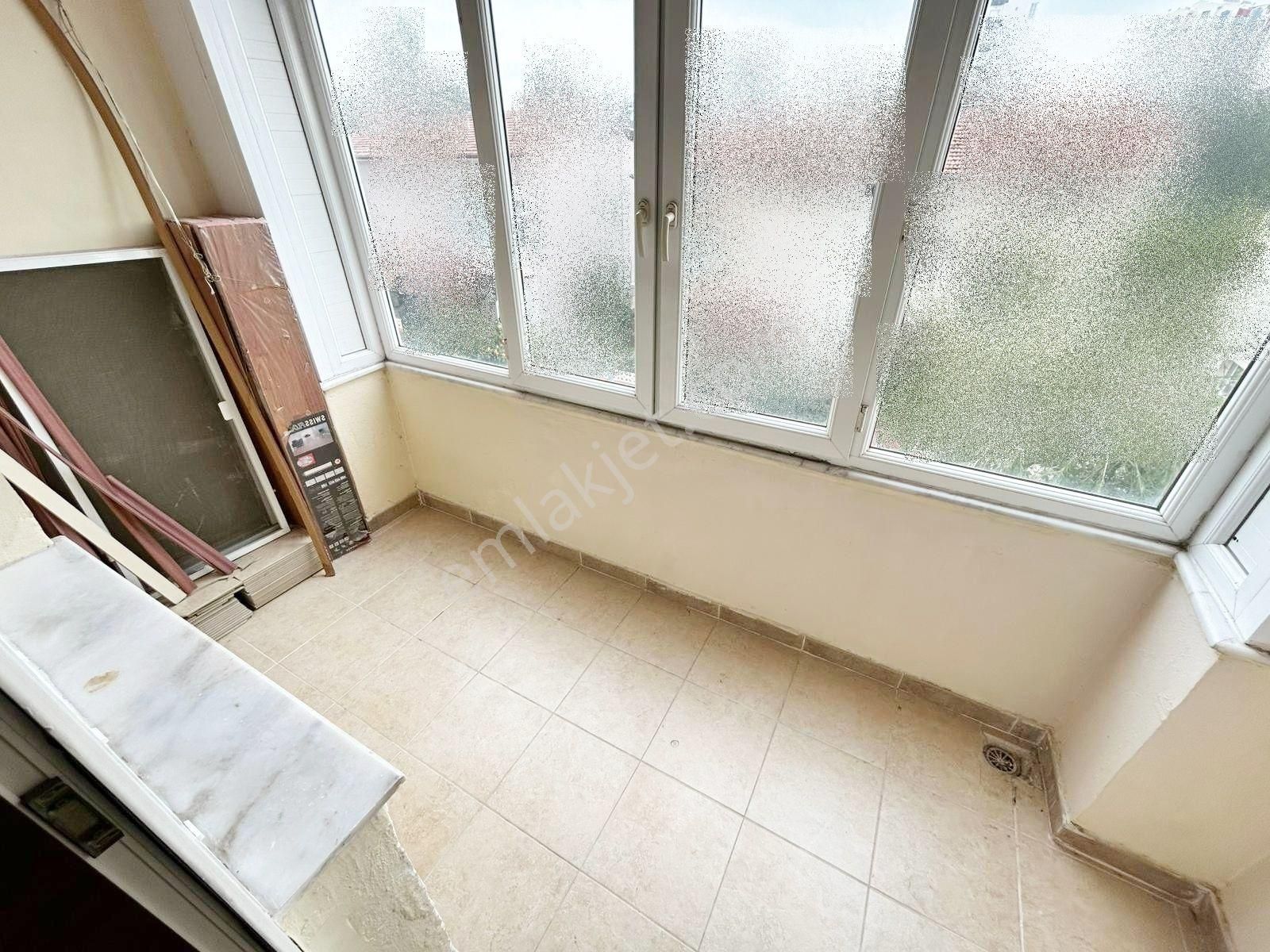 Final Okulları Civarı Güney Batı Cepheli 3+1 Kilerli Geniş Kullanışlı 2.kat Cazip Fiyat - Görsel 9