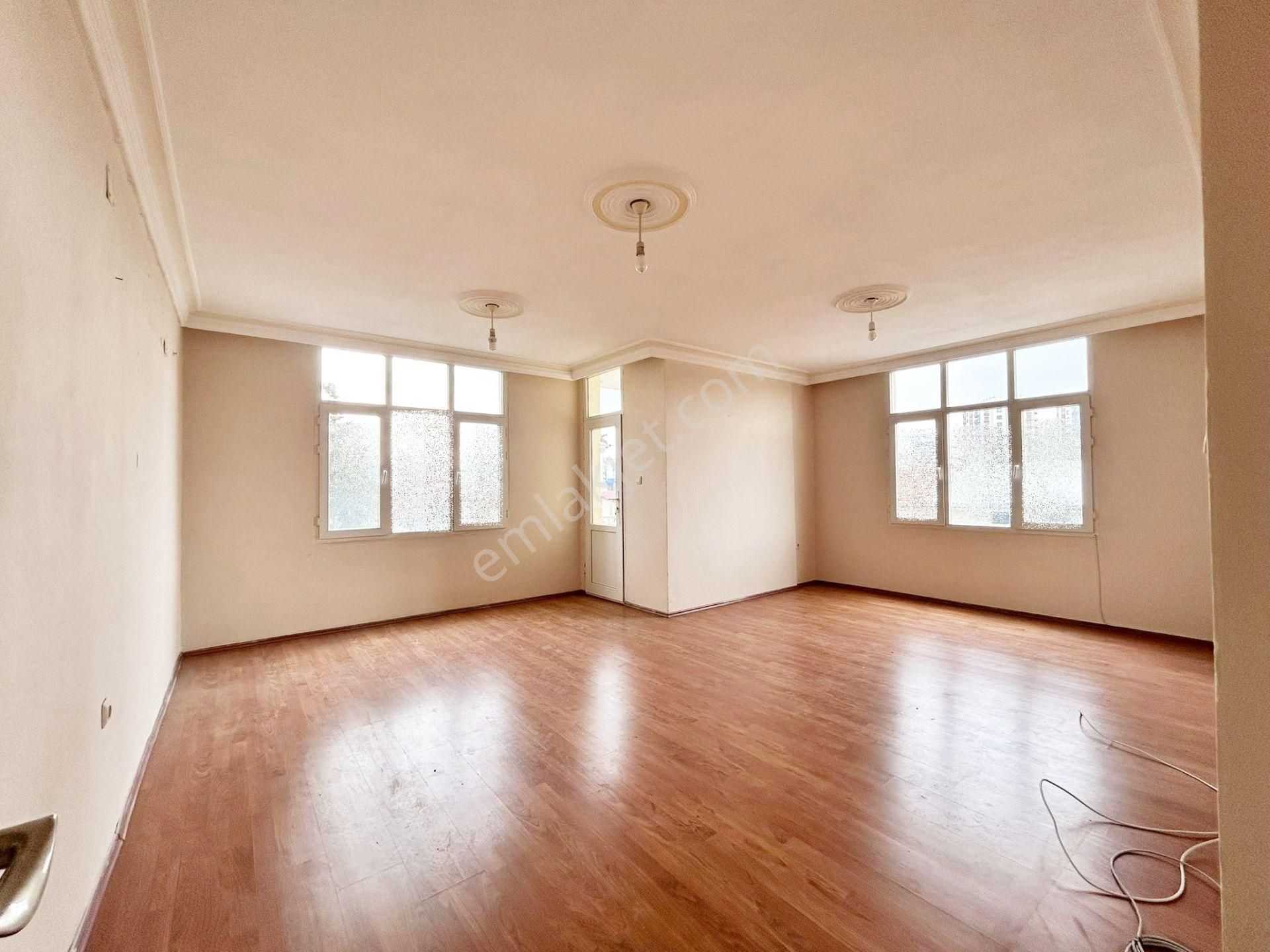 Final Okulları Civarı Güney Batı Cepheli 3+1 Kilerli Geniş Kullanışlı 2.kat Cazip Fiyat - Görsel 8