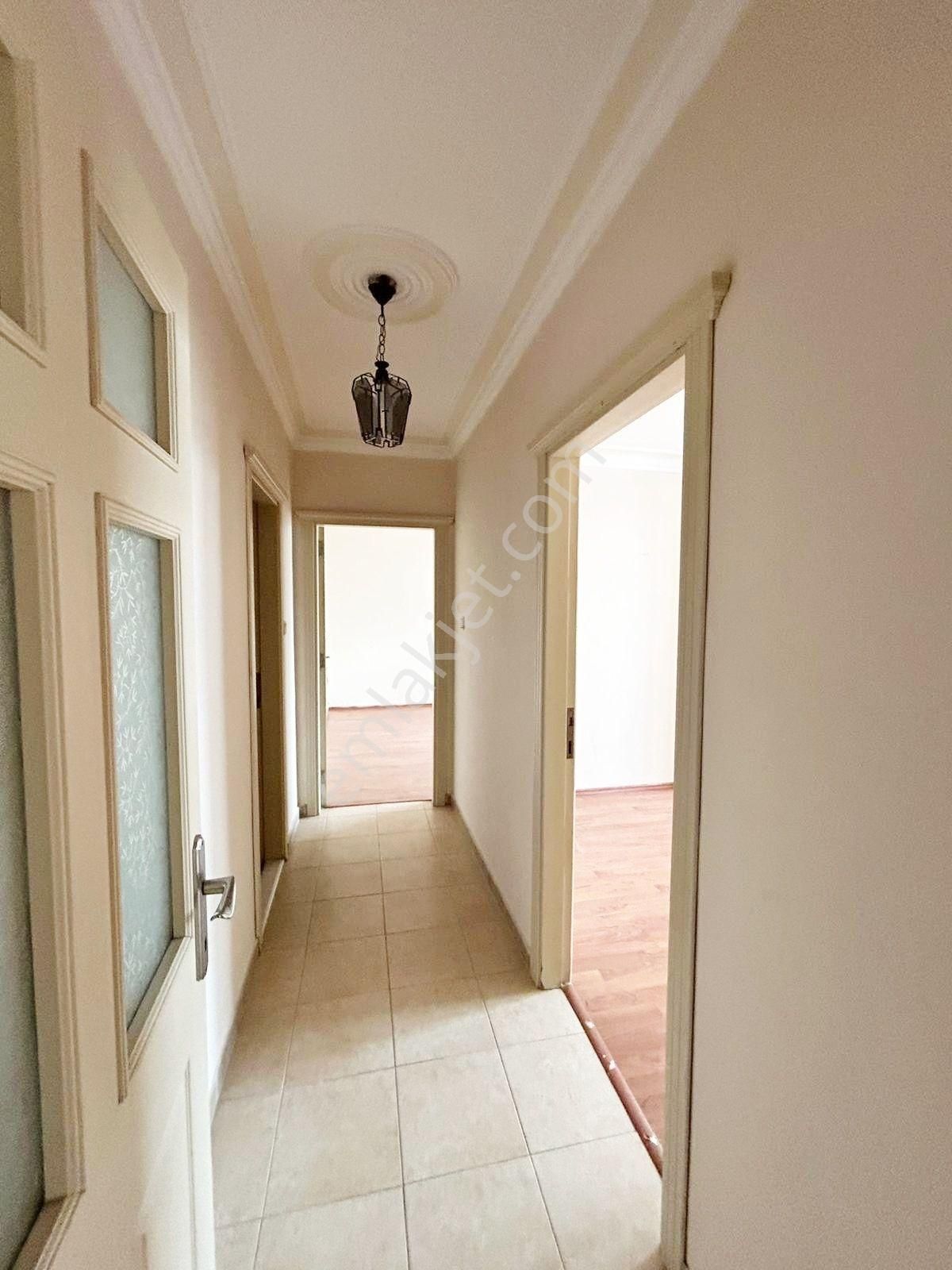 Final Okulları Civarı Güney Batı Cepheli 3+1 Kilerli Geniş Kullanışlı 2.kat Cazip Fiyat - Görsel 22