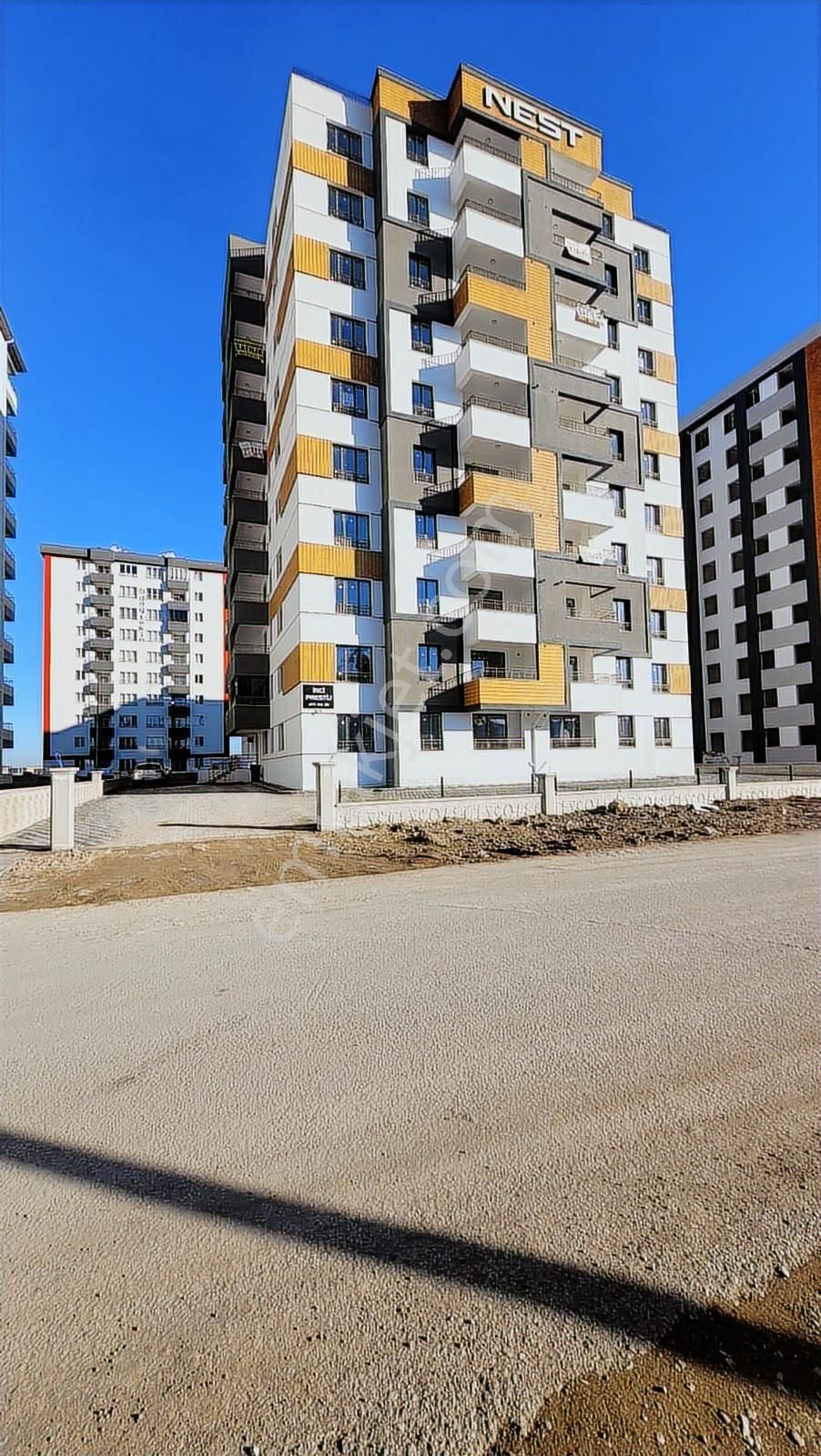 Şehir Hastanesi Karşısı Nest Yapı 2+1 Ön Cephe Satılık Daire