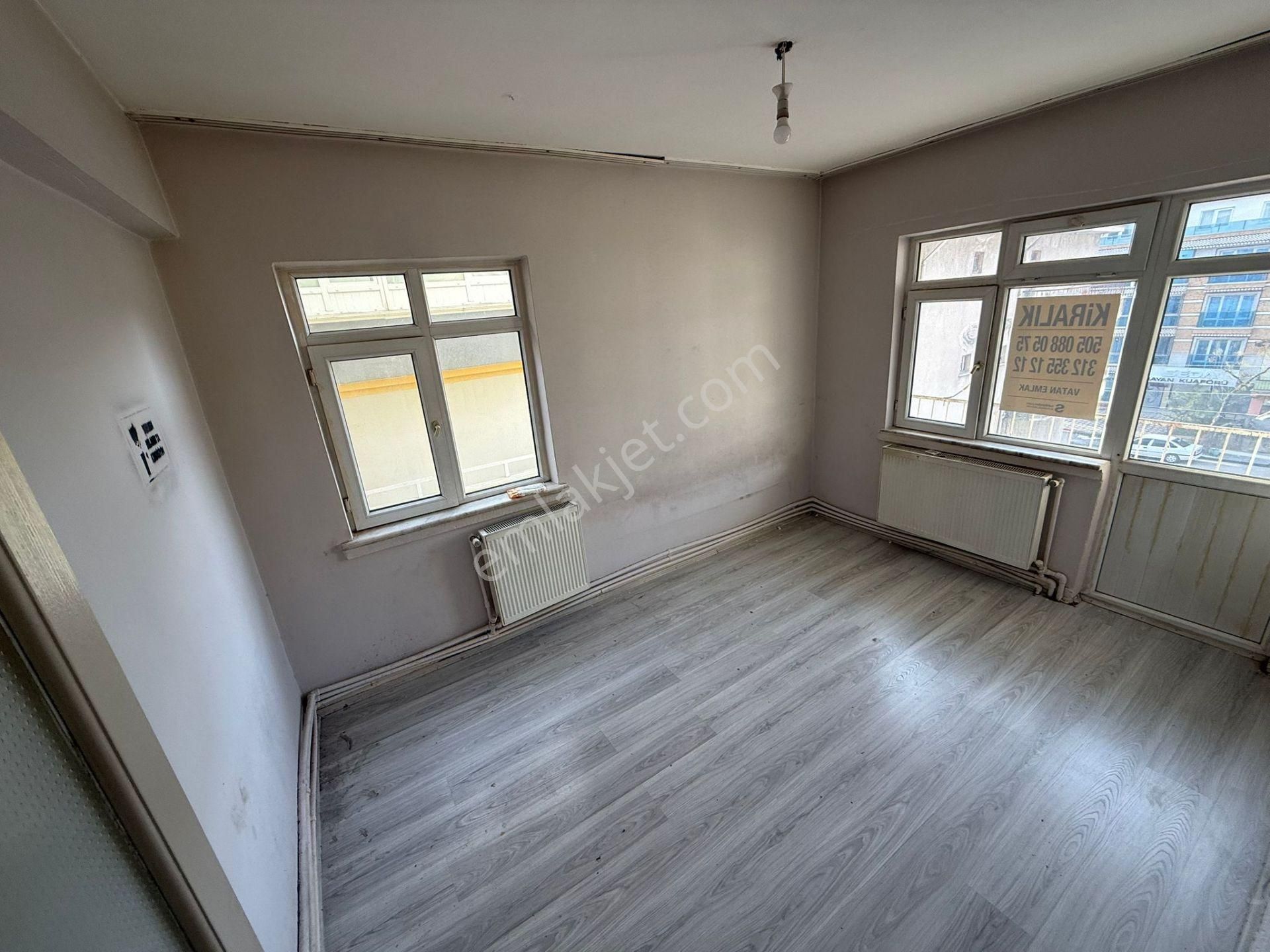 Bilgen Vatan'dan Aktepe Merkez'de 1. Kat Masrafsız Geniş M2 Cepheleri Açık Kiralık 3+1 Daire - Görsel 15