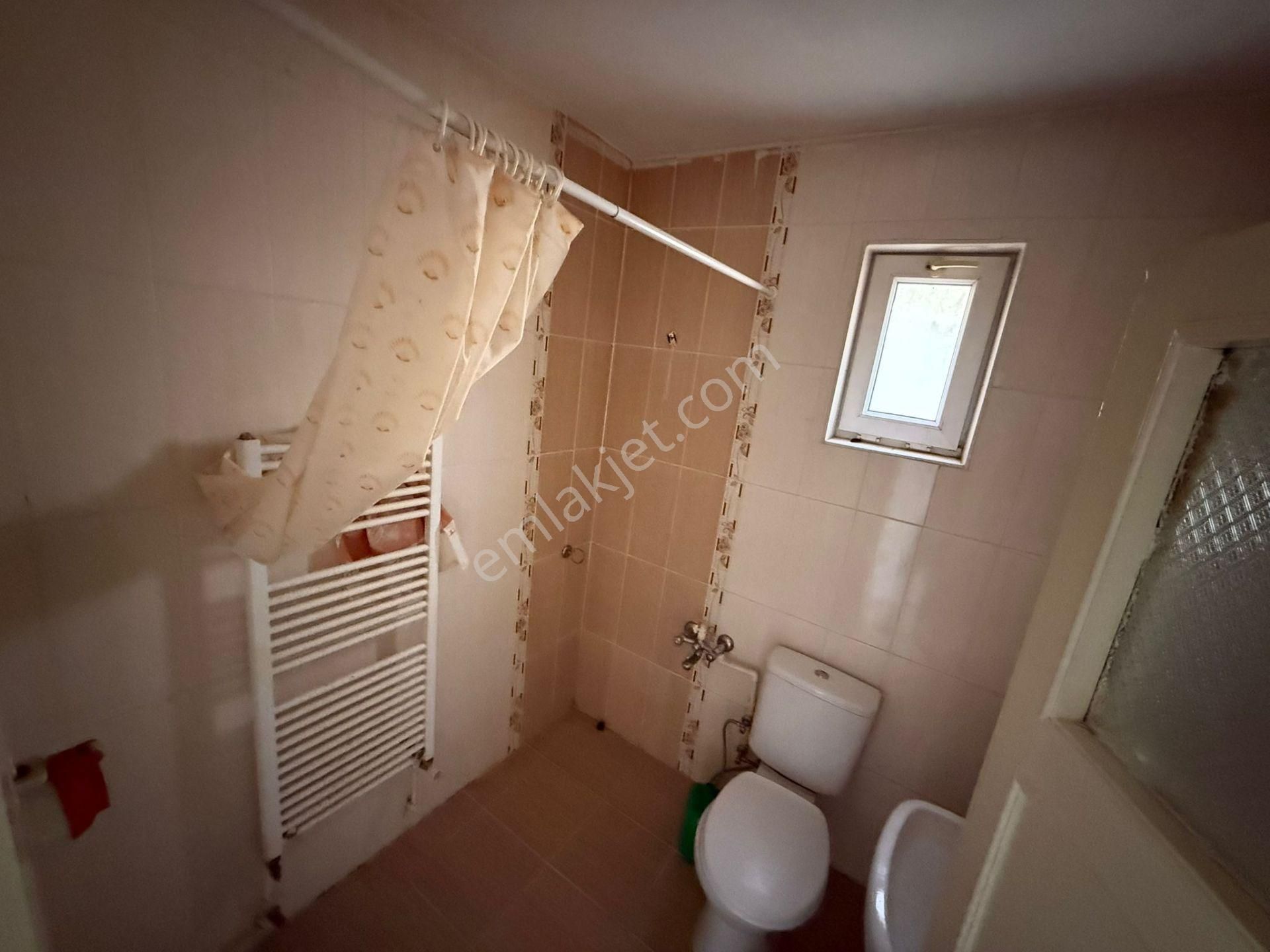 Bilgen Vatan'dan Aktepe Merkez'de 1. Kat Masrafsız Geniş M2 Cepheleri Açık Kiralık 3+1 Daire - Görsel 18