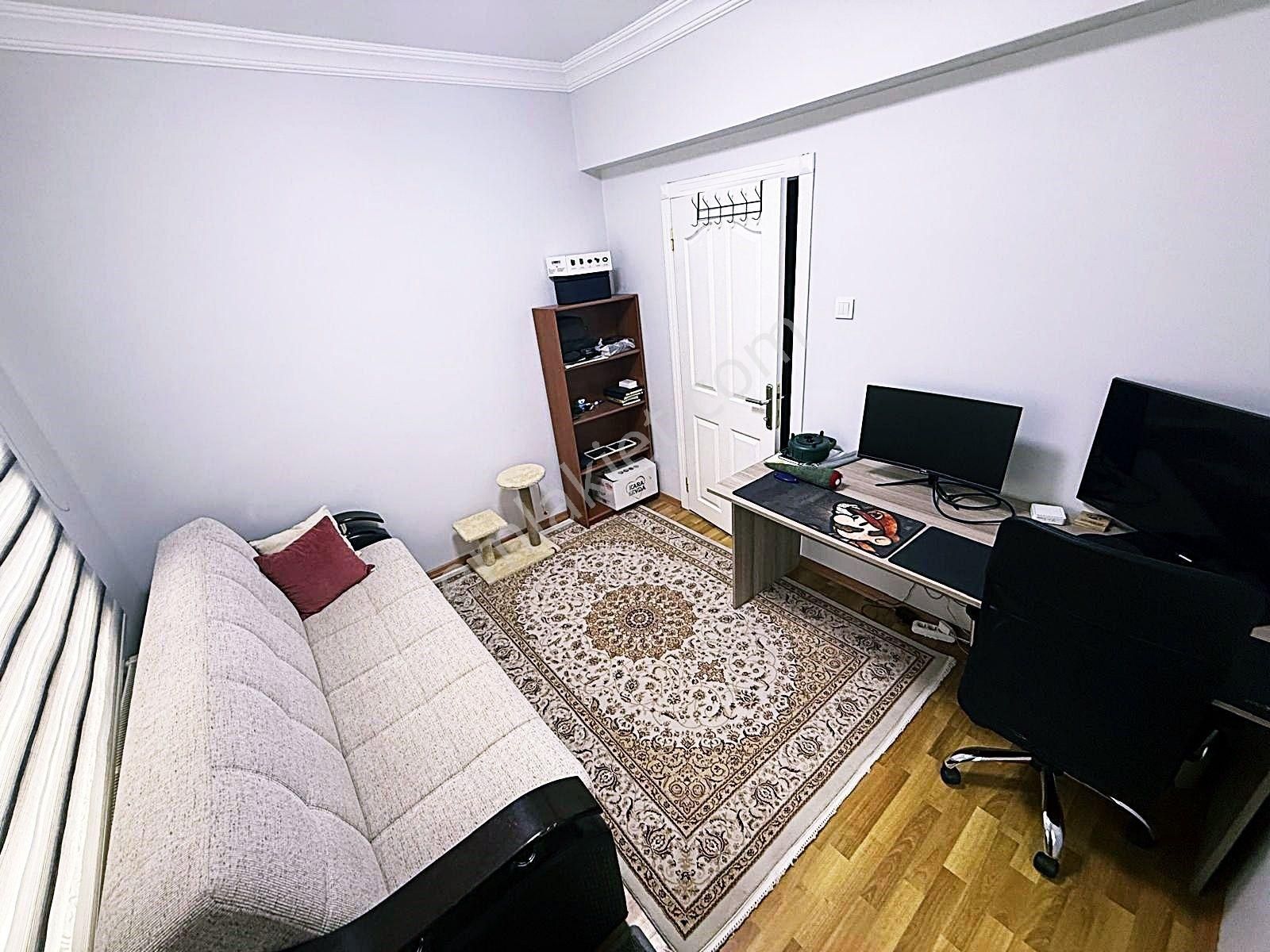 Cihandan Burç Mah Piri Cadde Üzeri Katta Güney Cephe Satlık 3+1 - Görsel 16