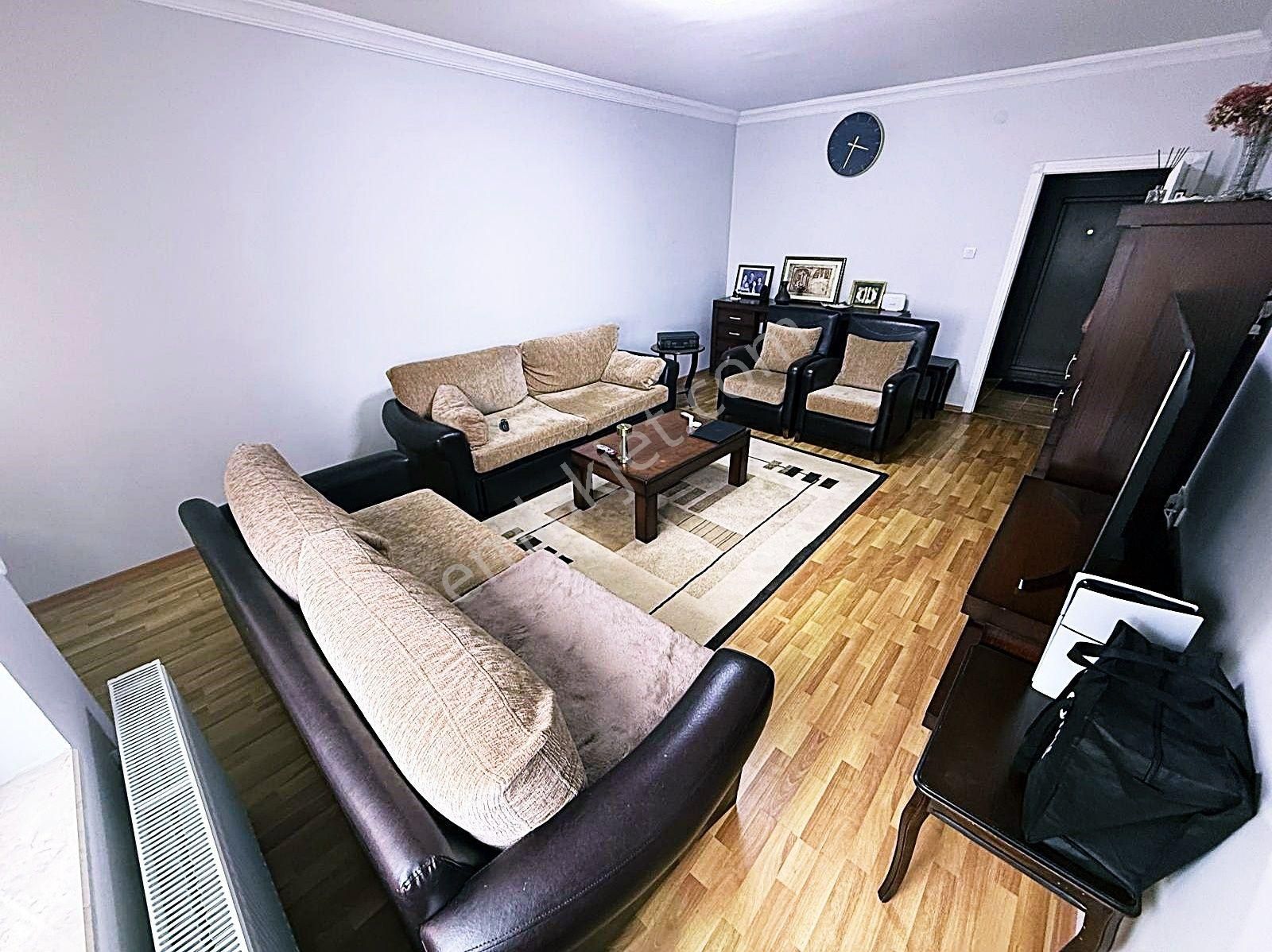 Cihandan Burç Mah Piri Cadde Üzeri Katta Güney Cephe Satlık 3+1 - Görsel 10