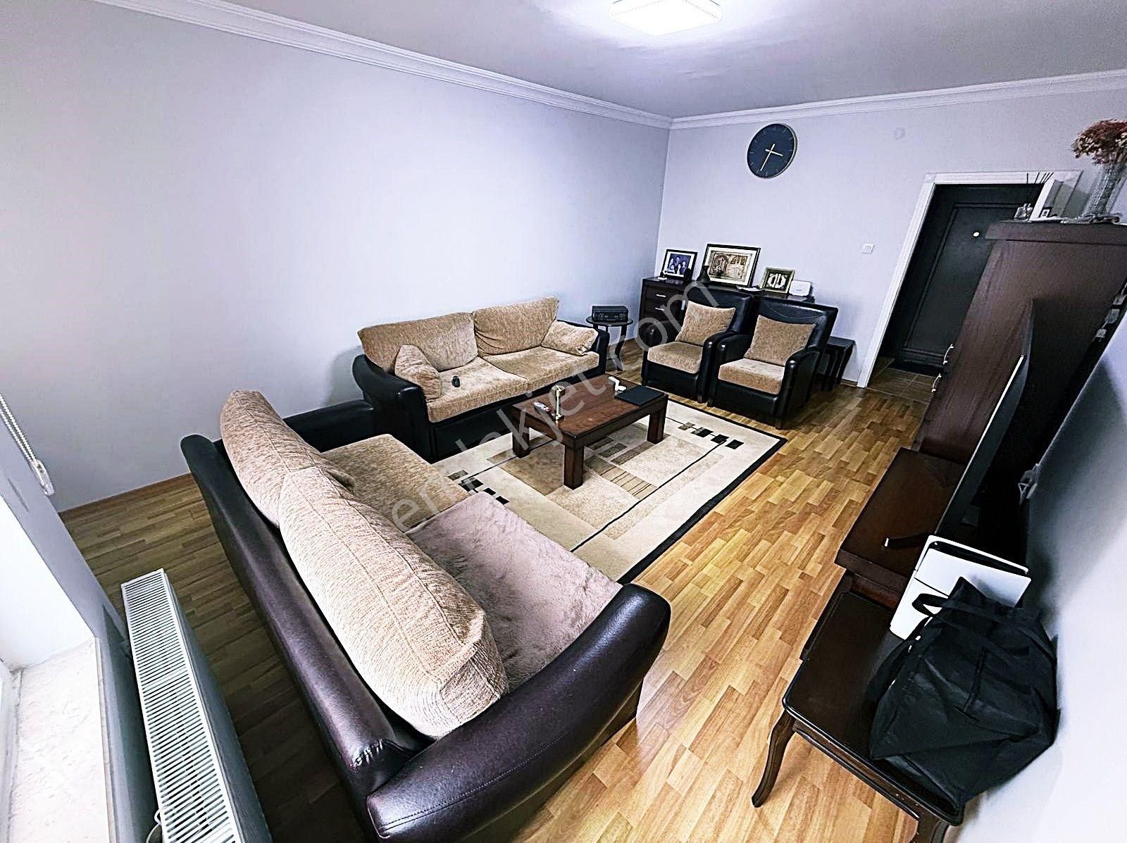 Cihandan Burç Mah Piri Cadde Üzeri Katta Güney Cephe Satlık 3+1 - Görsel 14