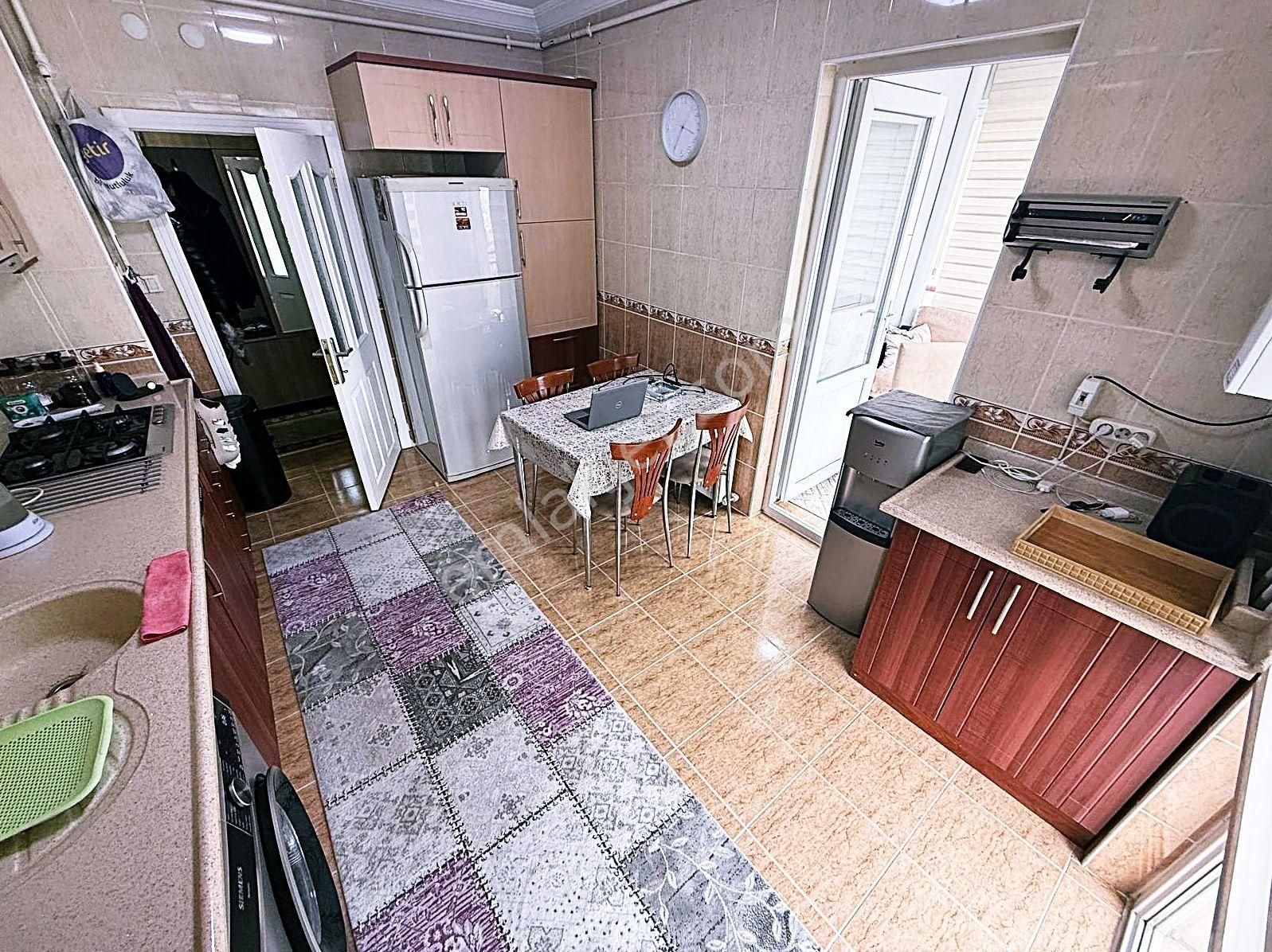 Cihandan Burç Mah Piri Cadde Üzeri Katta Güney Cephe Satlık 3+1 - Görsel 7