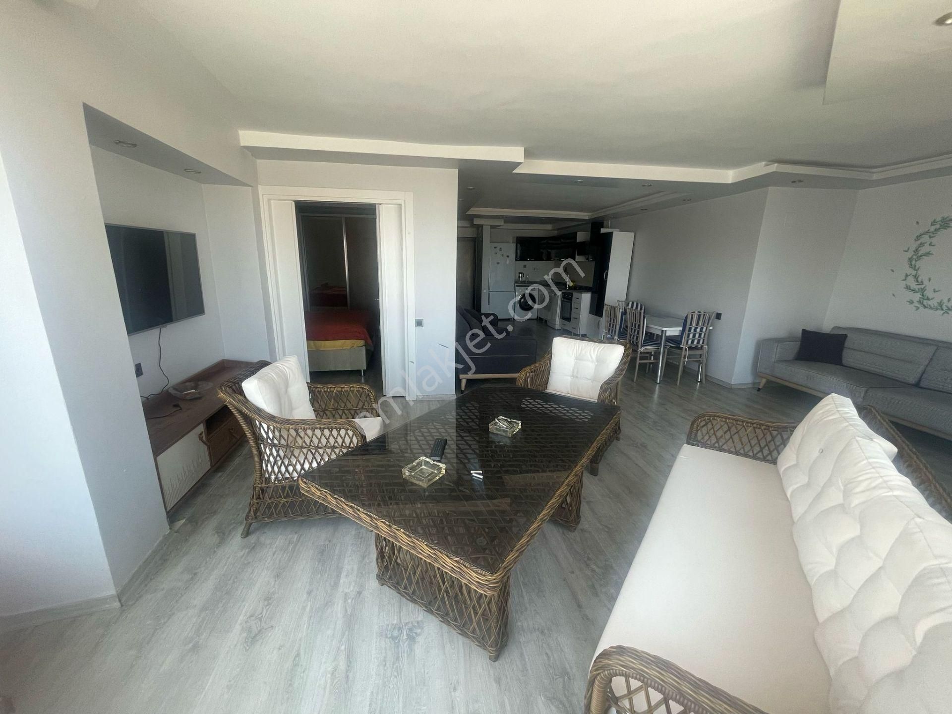 Karınca'dan Şoray 1 Sitesinde Eşyalı Deniz Manzaralı 1+1 Satılık - Görsel 2