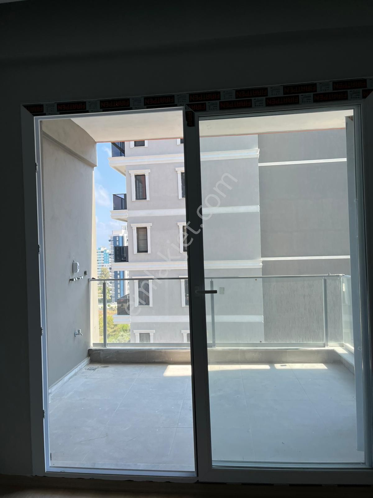 Karınca'dan Erdemli'de Sıfır Yapılı Lüx Sitede 1+1 Kiralık! - Görsel 5