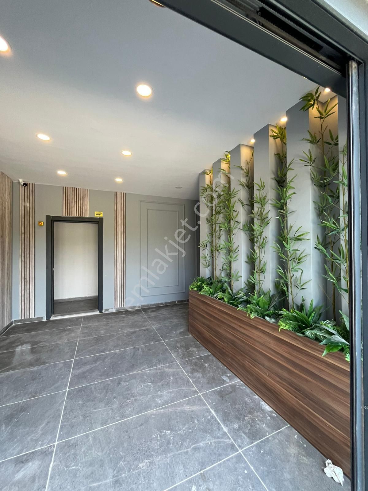 Karınca'dan Erdemli'de Sıfır Yapılı Lüx Sitede 1+1 Kiralık! - Görsel 13