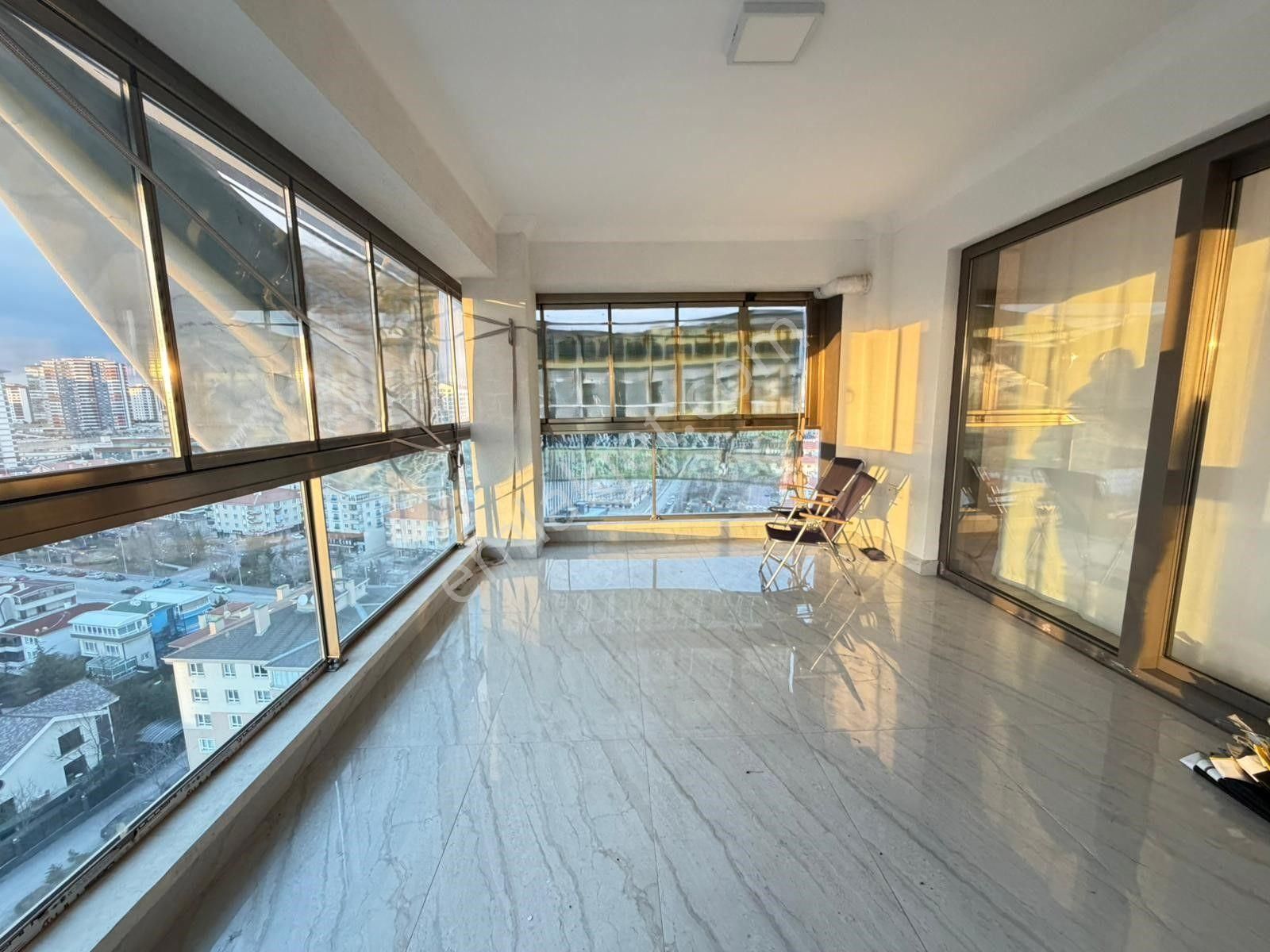 Pursaklar Mehmet Zengin Emlak'tan K. Otoparklı Çift Banyolu 15.kat 4+1 Ultra Lüks Sitede Daire - Görsel 26