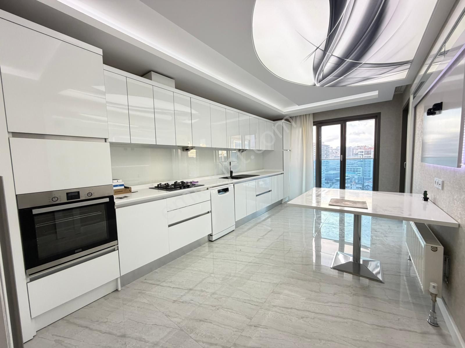 Pursaklar Mehmet Zengin Emlak'tan K. Otoparklı Çift Banyolu 15.kat 4+1 Ultra Lüks Sitede Daire - Görsel 5