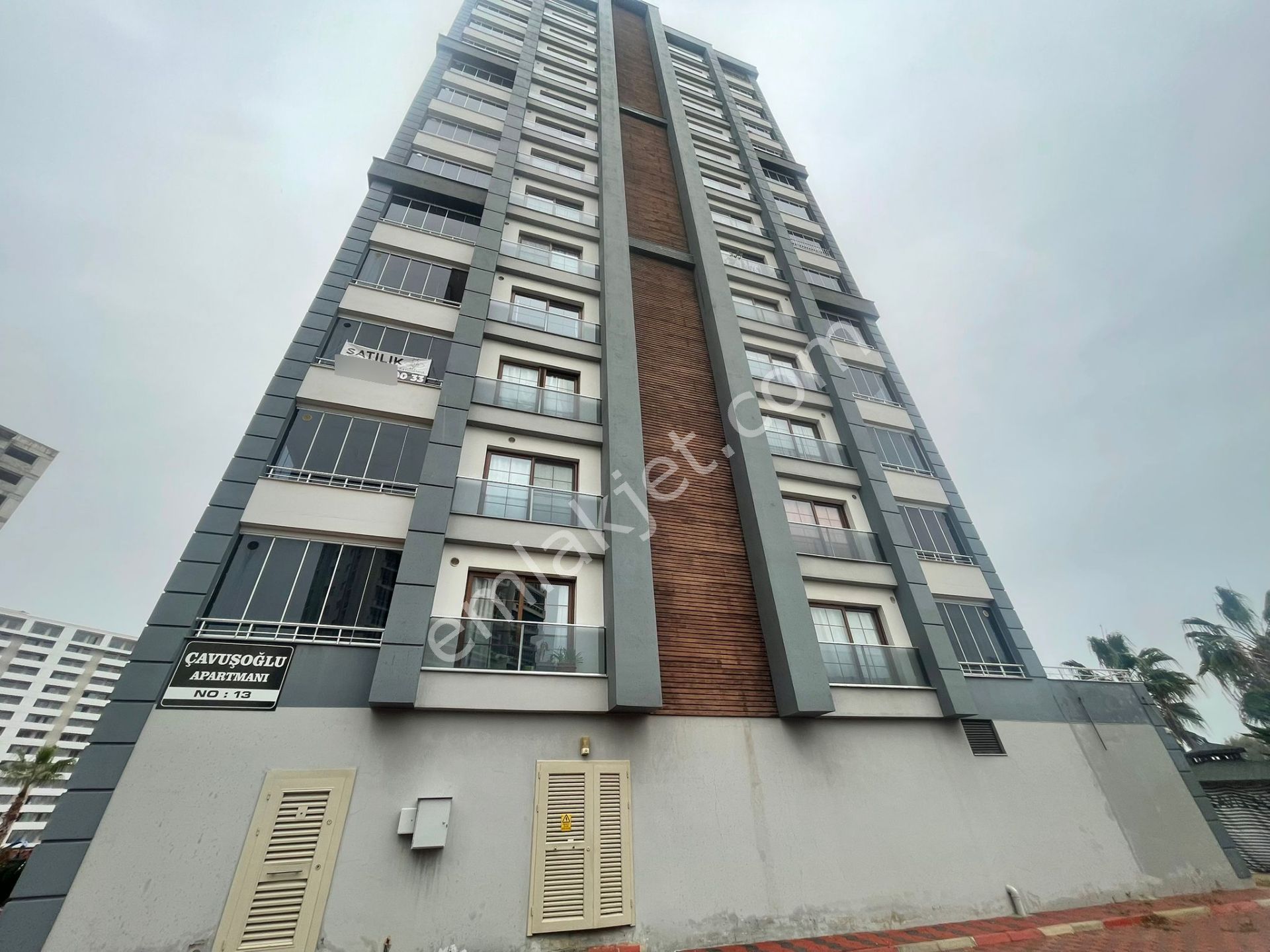 Karınca'dan Deniz Mh'de Eşyalı,havuzlu Teraslı Geniş 3+1 Satılık