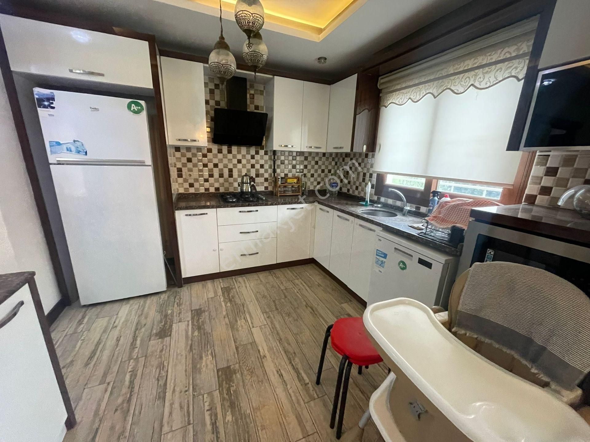 Karınca'dan Deniz Mh'de Eşyalı,havuzlu Teraslı Geniş 3+1 Satılık - Görsel 2