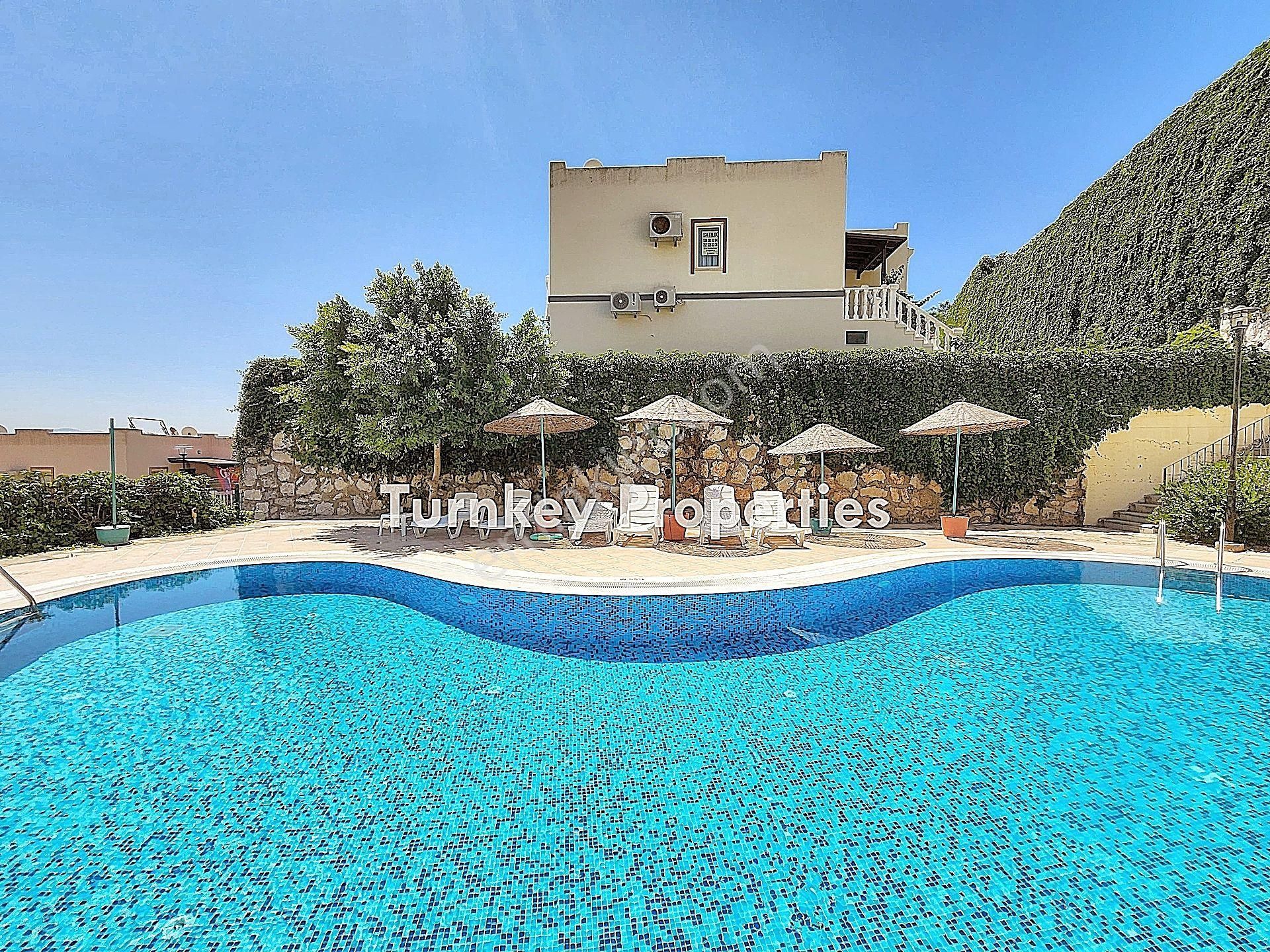 Adabükü Satılık Bahçe Katı Daire Site İçinde Dört Mevsim Yaşam - Görsel 2