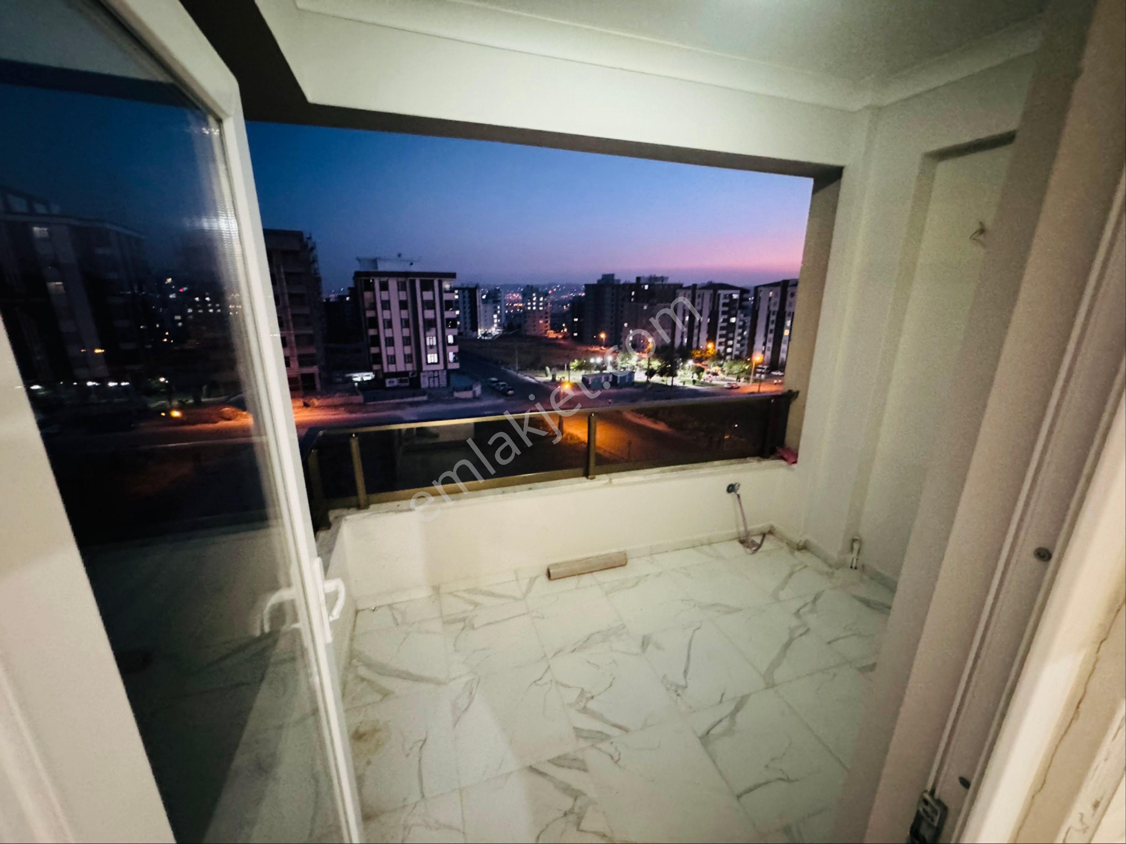 Sahibinden Kiralık | Geniş & Ferah | Köşe Başı | 2 Balkonlu 2+1 - Görsel 10