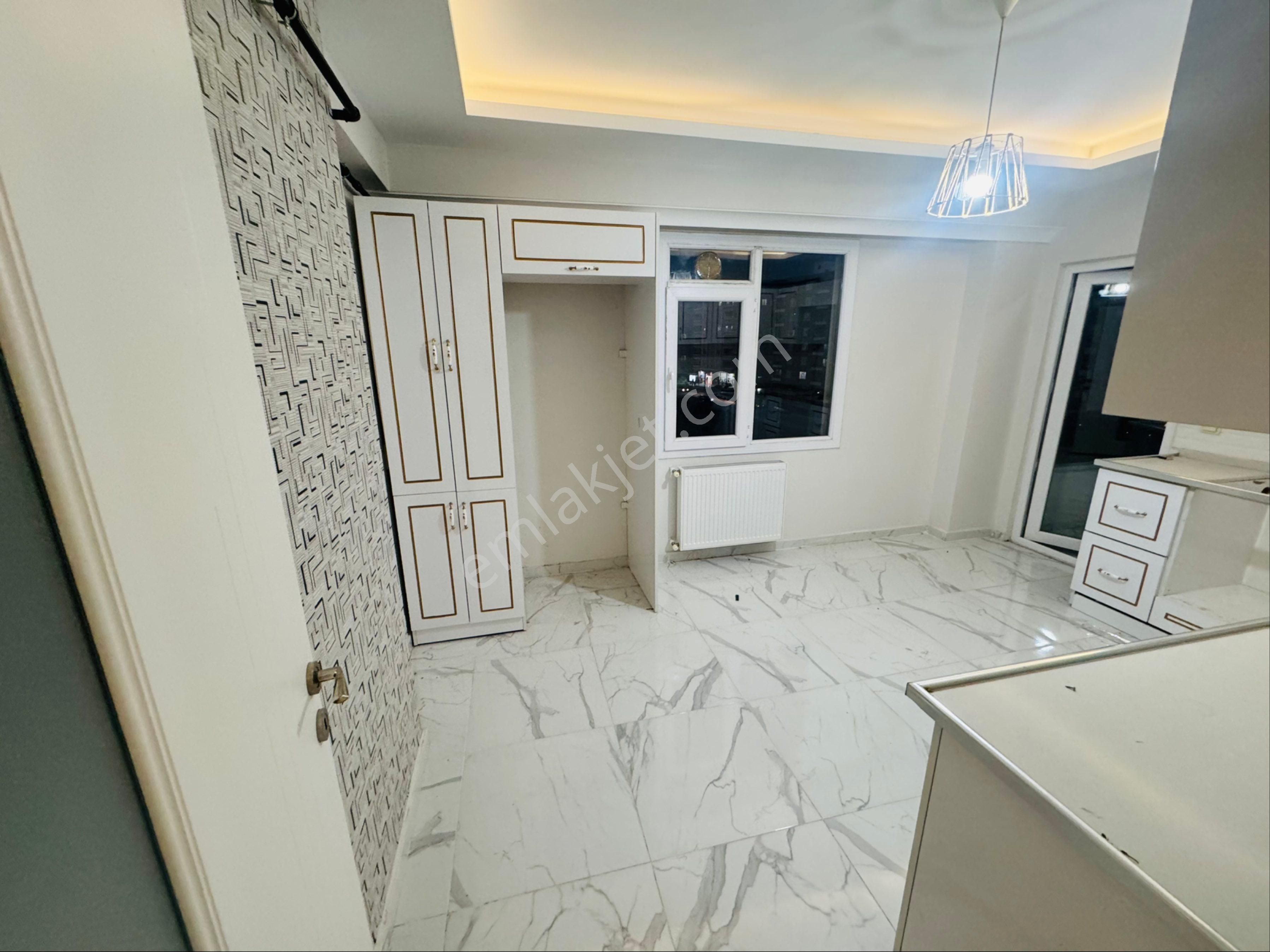 Sahibinden Kiralık | Geniş & Ferah | Köşe Başı | 2 Balkonlu 2+1 - Görsel 8