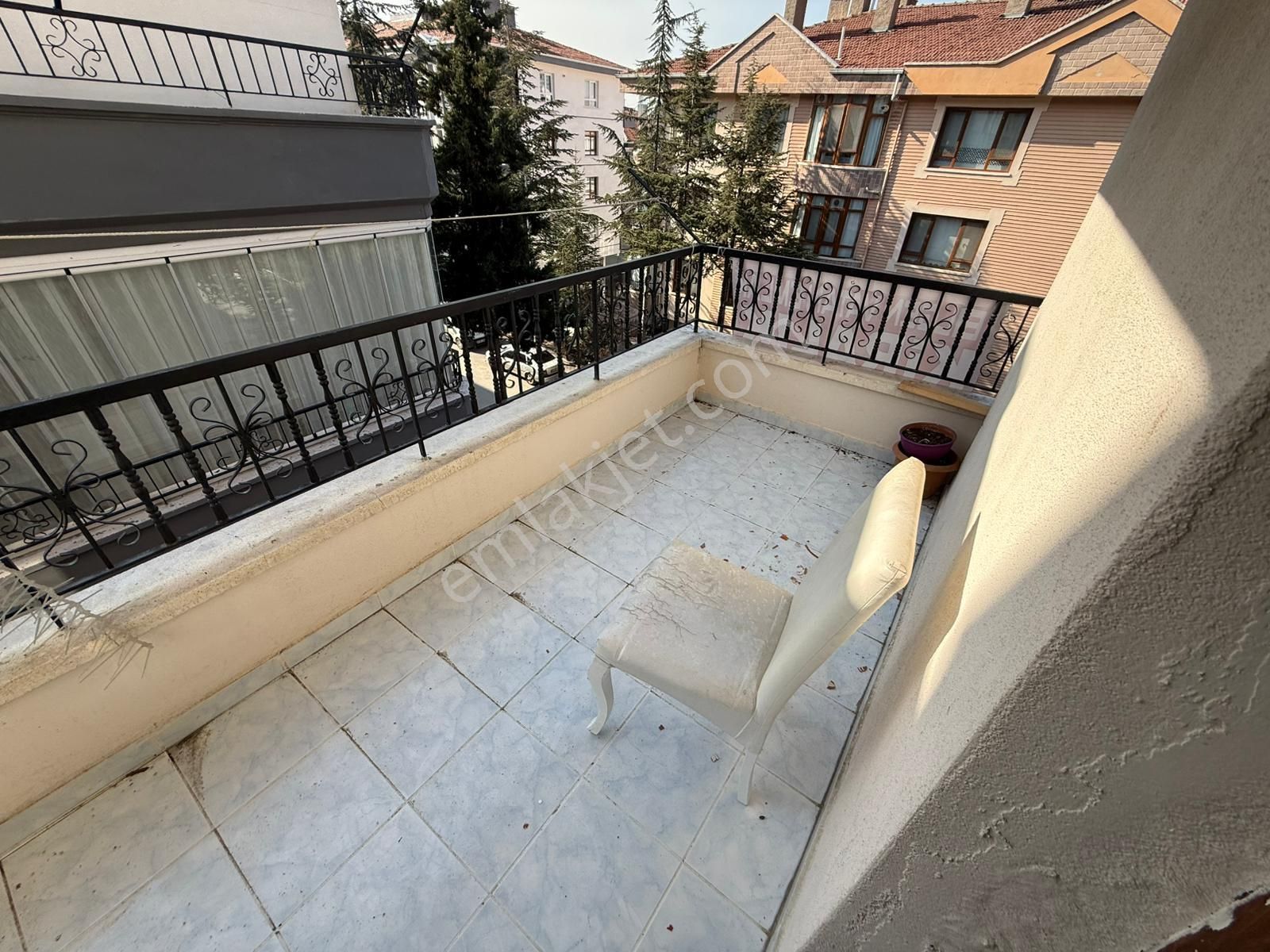 Bilgen Vatan'dan Yeşiltepe'de Cadde Yakını 3. Kat Orta Kat Ön Cephe 3+1 Kiralık Geniş Daire - Görsel 6
